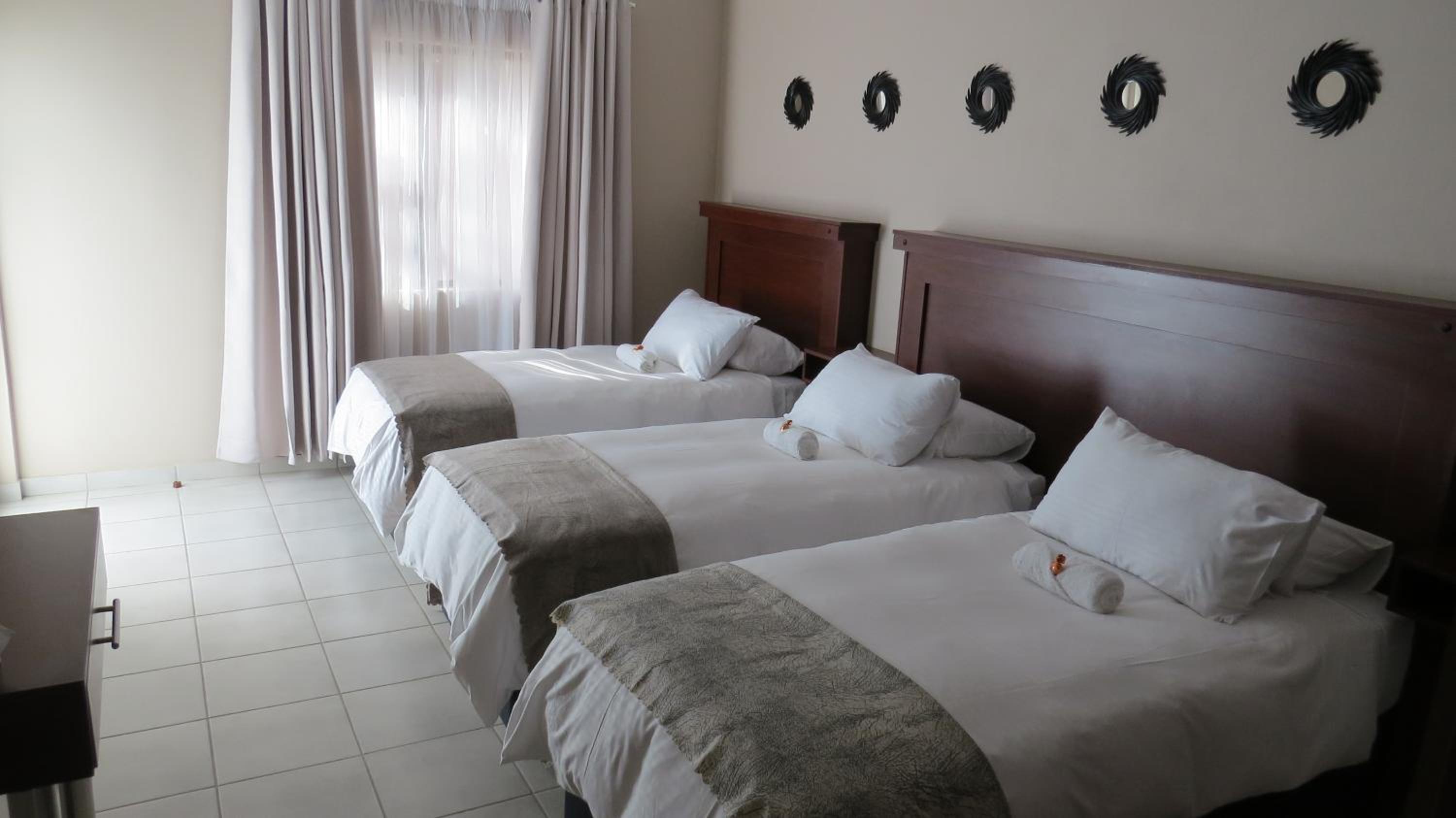 Executive Triple Room photo 1