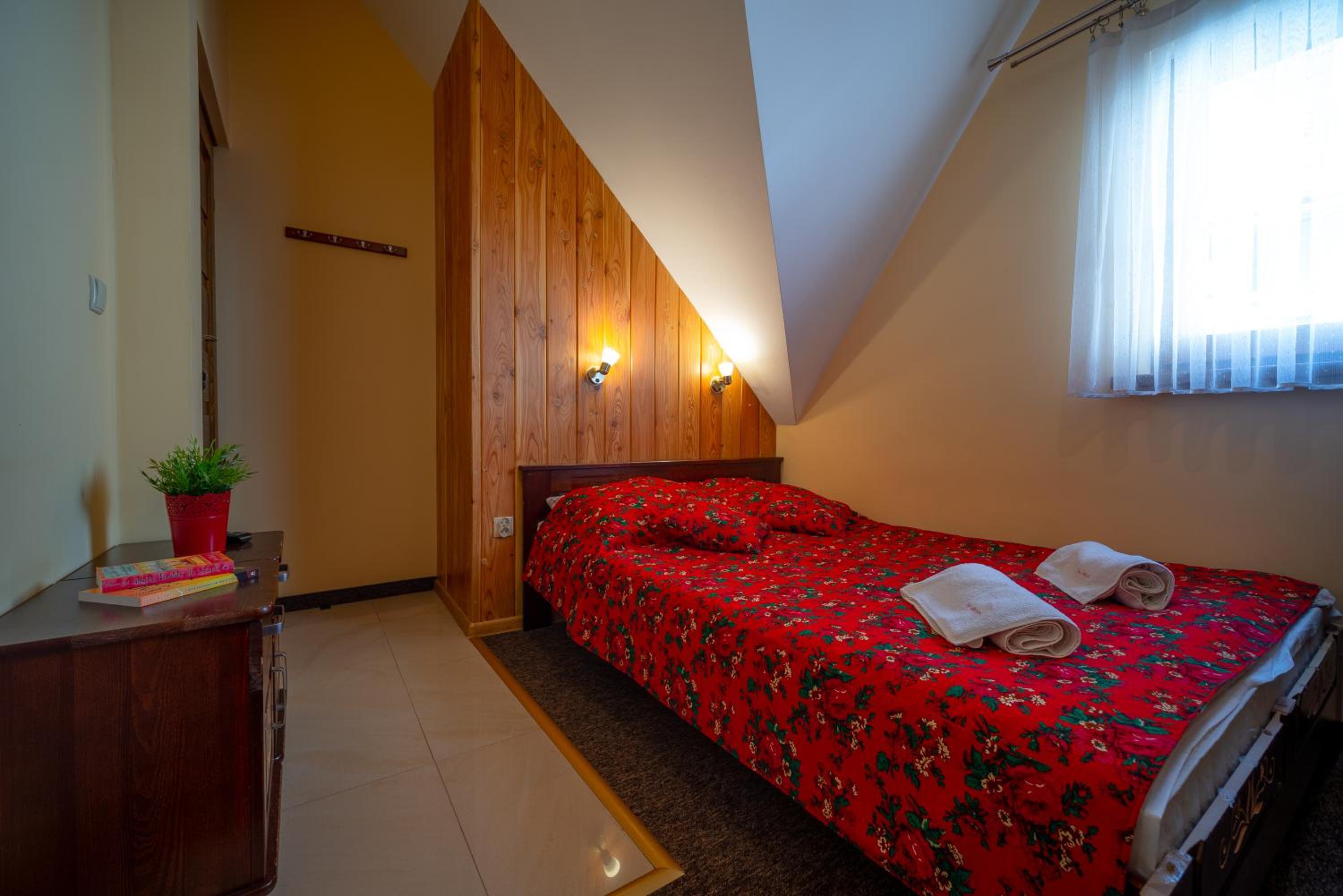 Deluxe Double Room - Photo 4