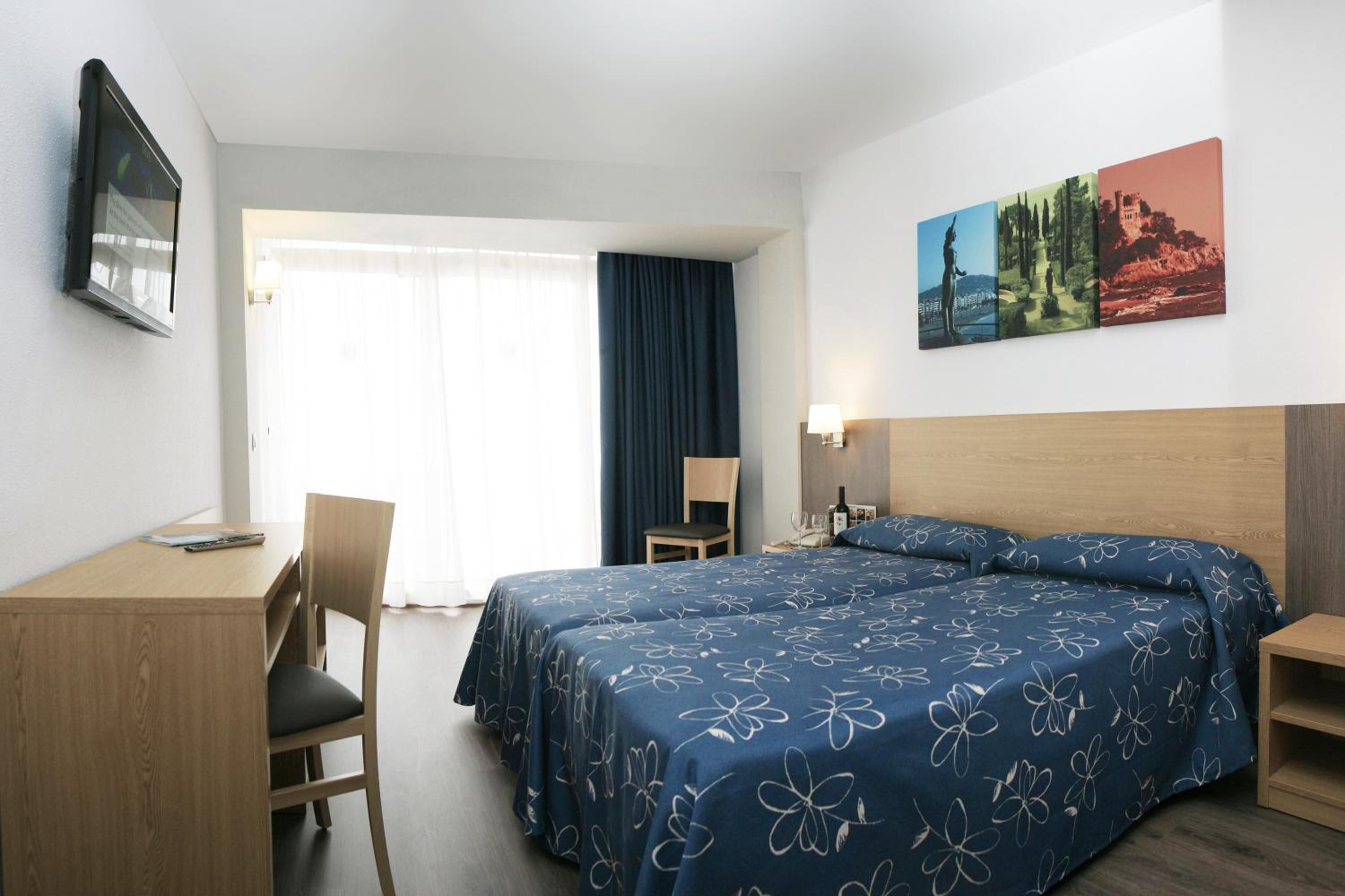 Habitación Doble o con Dos Camas