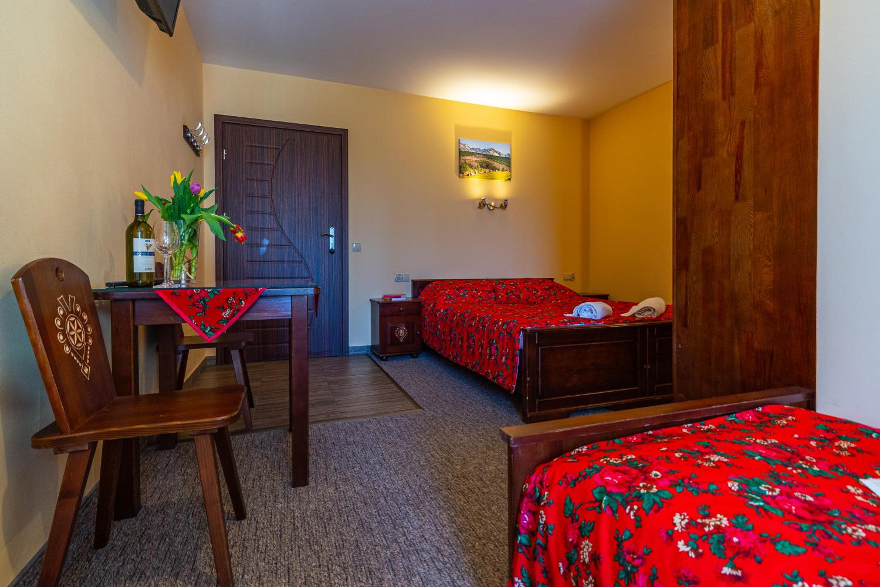 Deluxe Quadruple Room - Photo 11