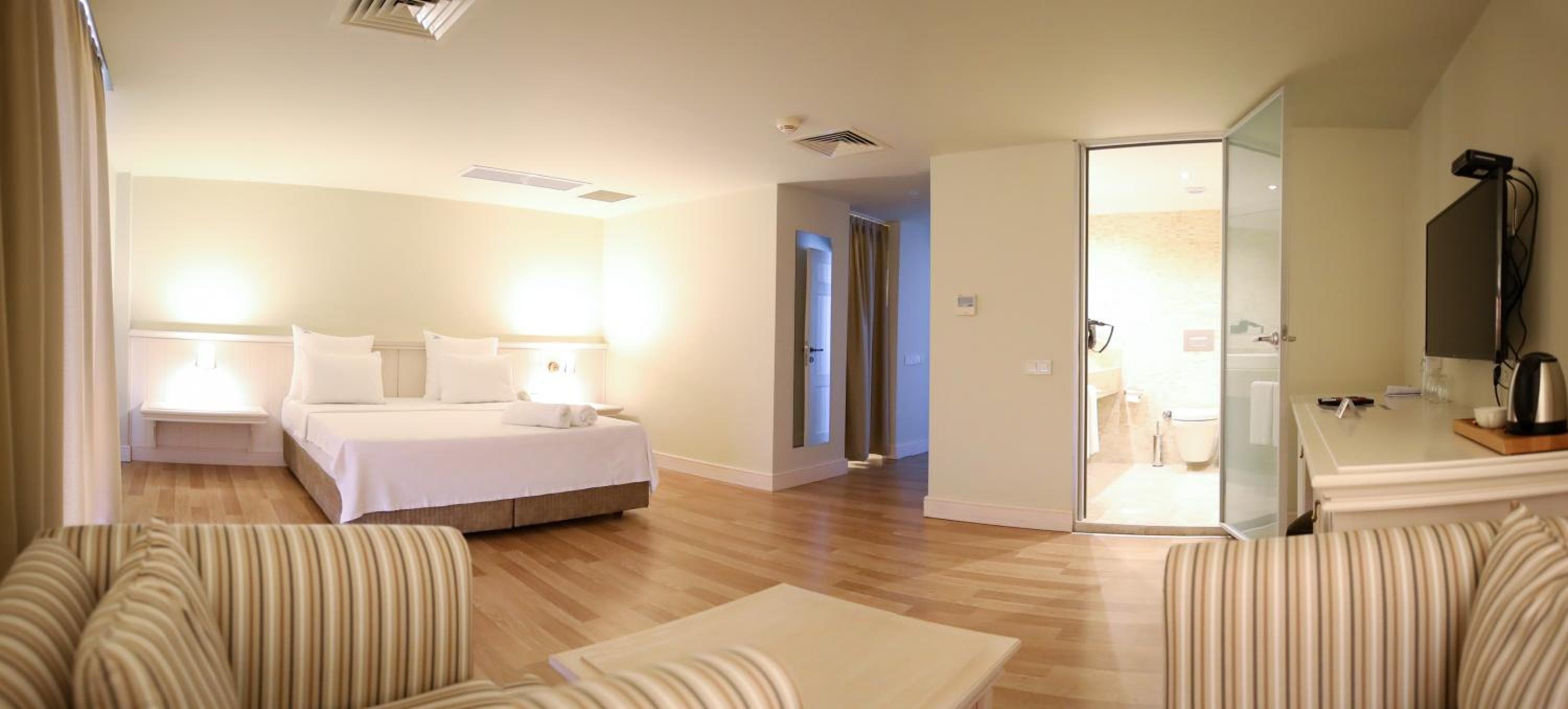 Family Room photo 2