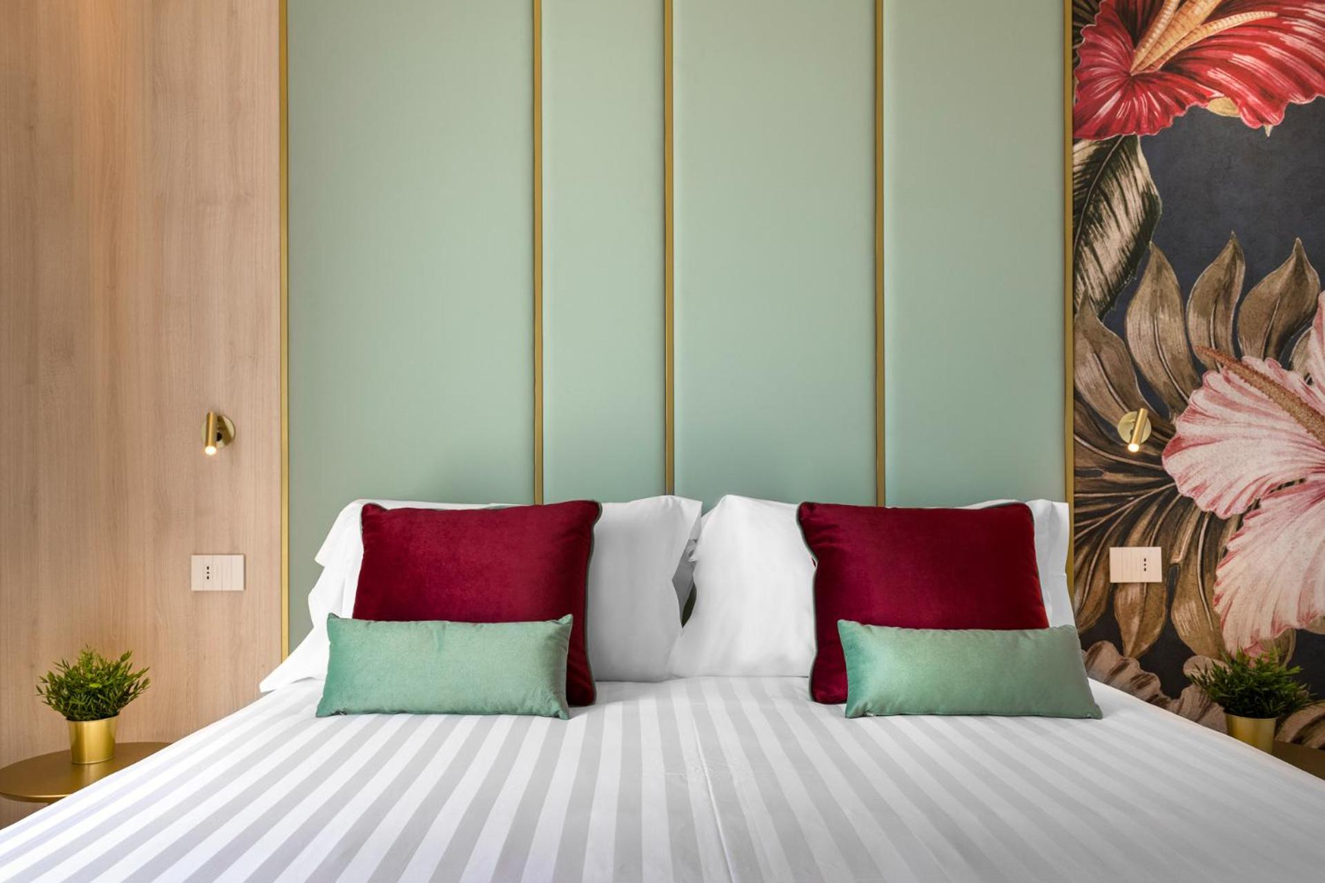 Superior Suite - Photo 1