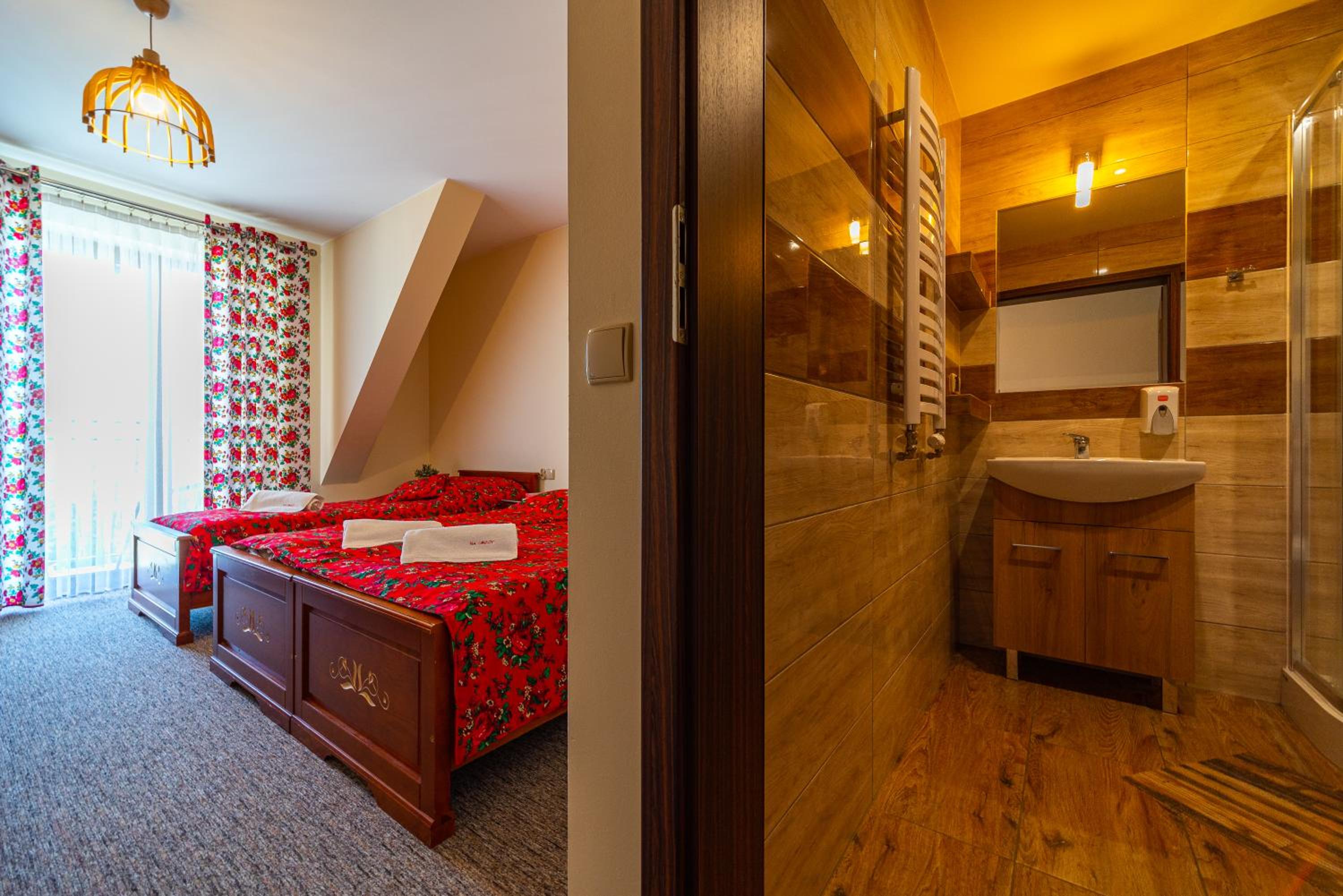 Deluxe Triple Room - Photo 18