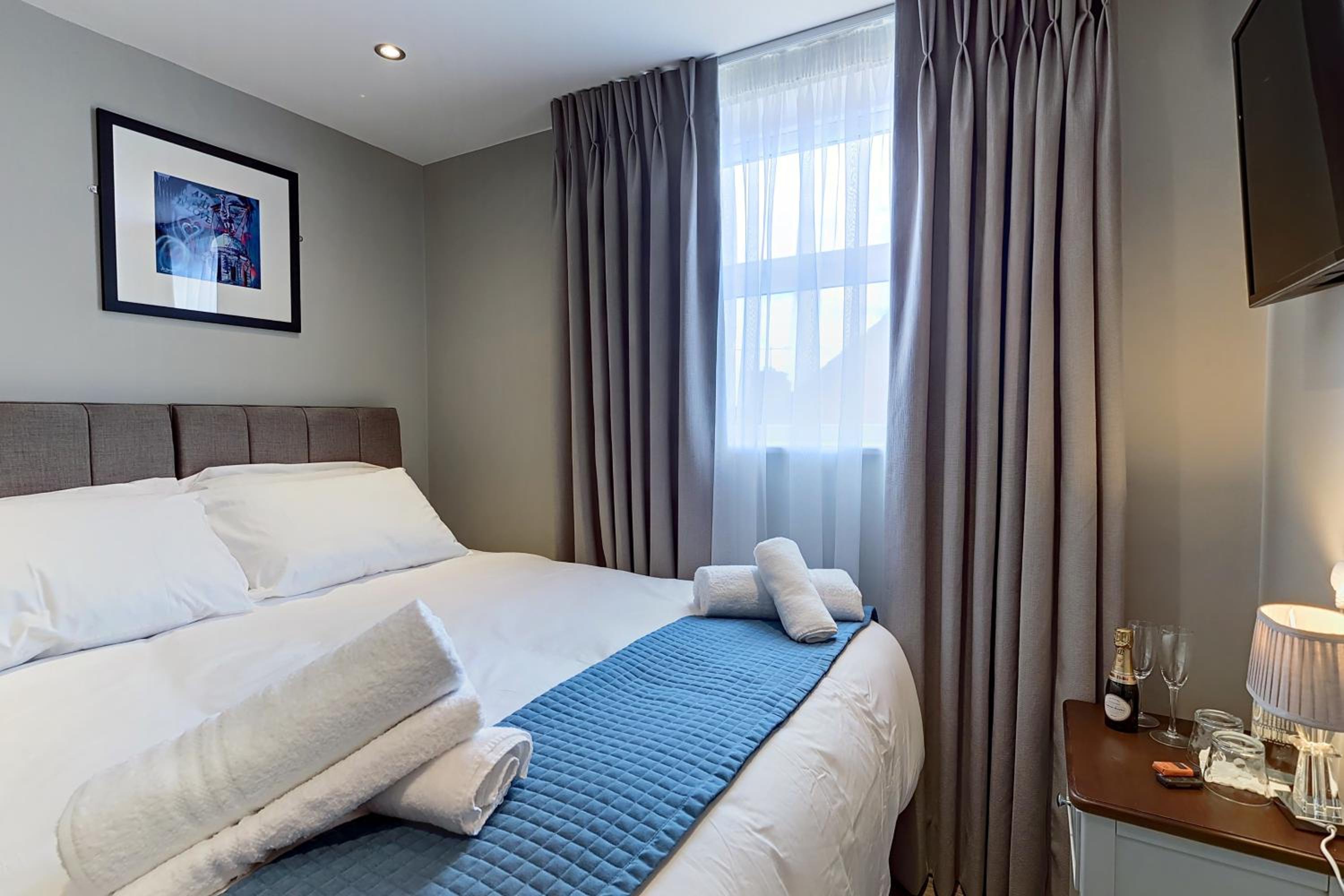 Deluxe Double Room photo 3
