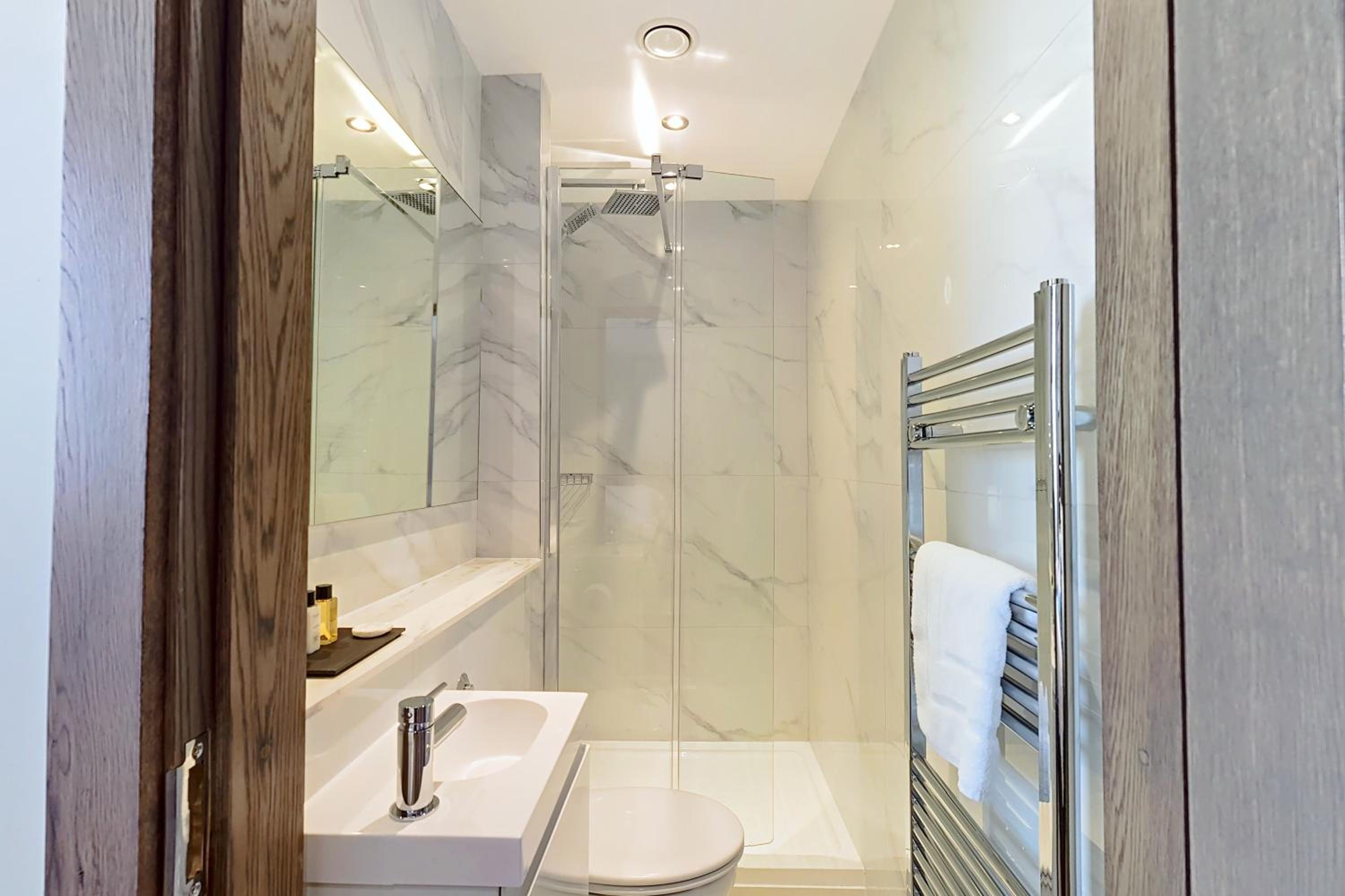 Deluxe Triple Room - Photo 2