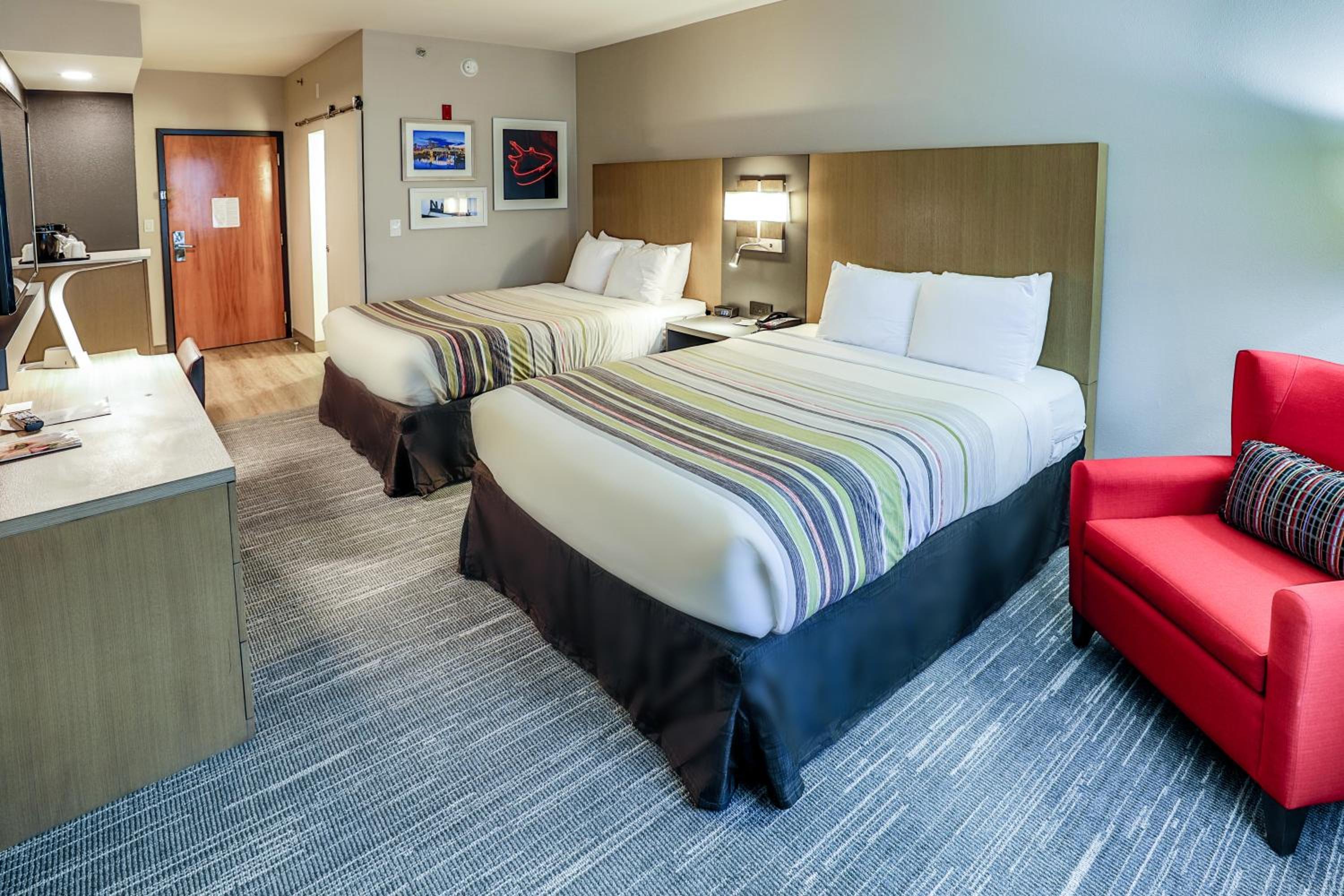 Queen Room with Two Queen Beds - Disability Access/Non-Smoking - Photo 1