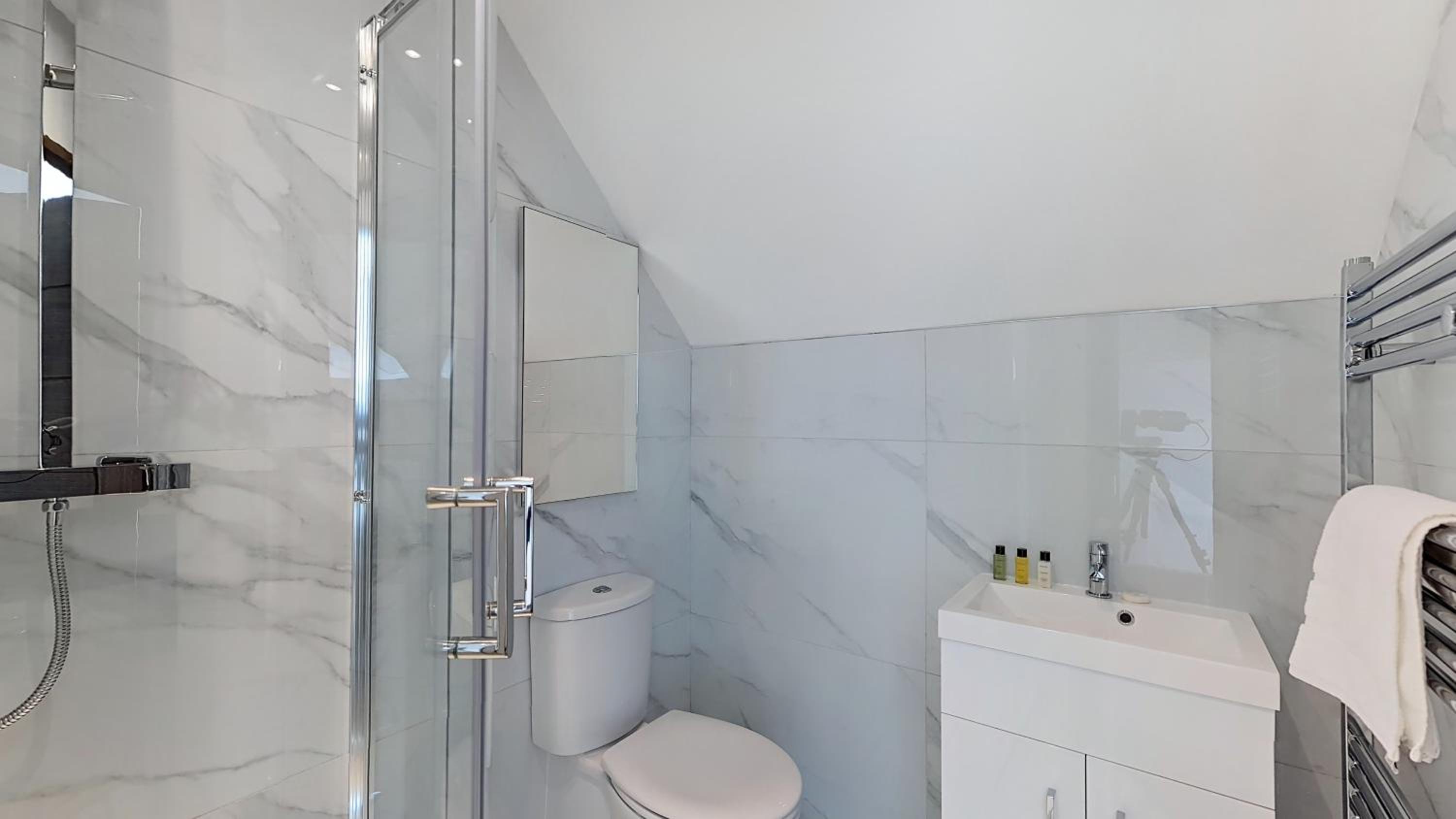 Deluxe Triple Room - Photo 4