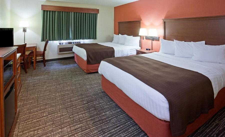 Deluxe Double Room - Mobility Access/Non-Smoking