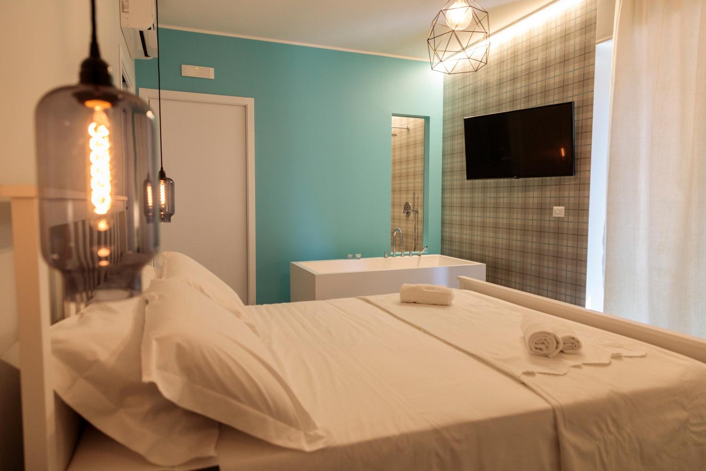 Double Room with Spa Bath