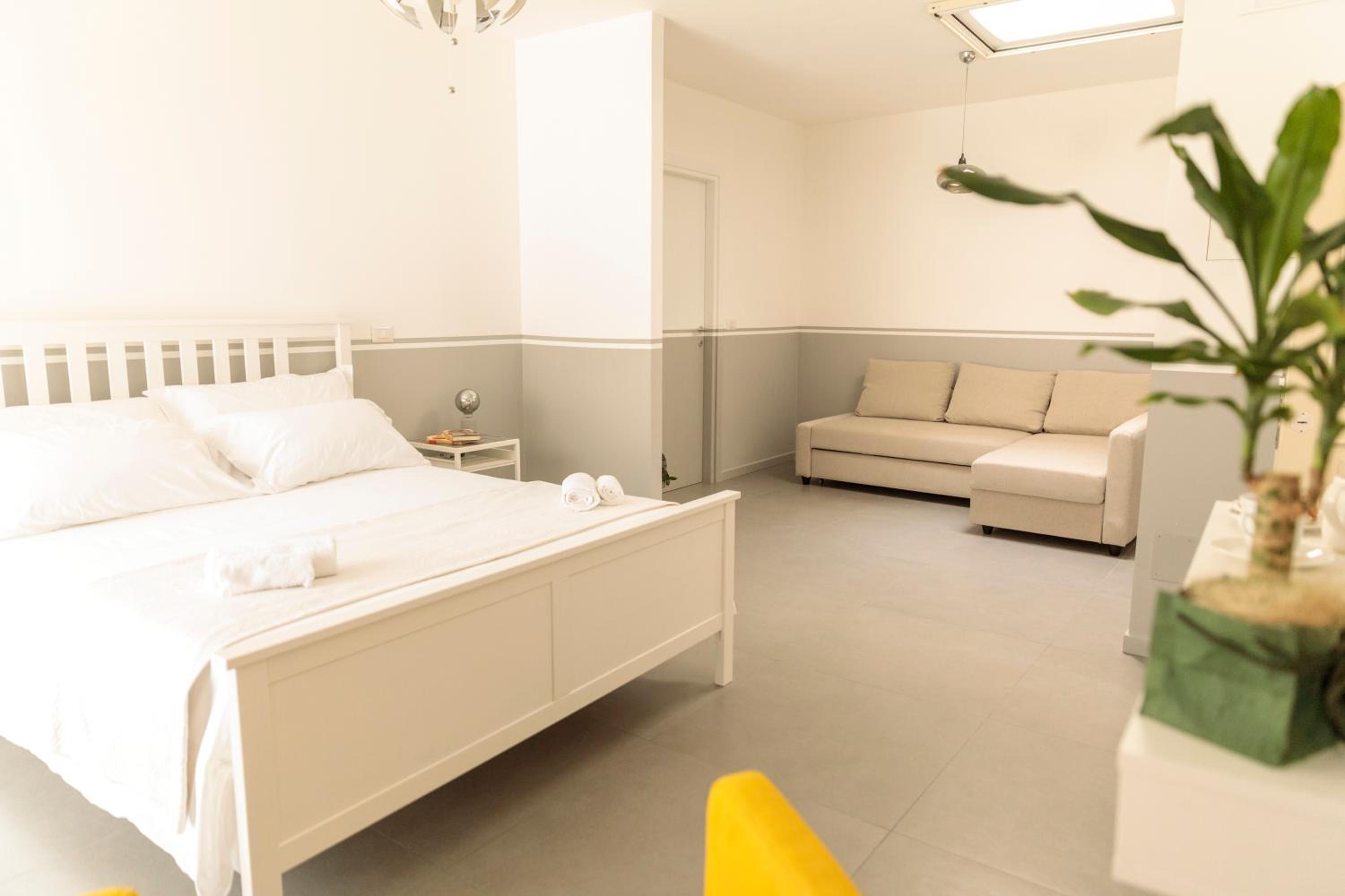 Family Junior Suite - Photo 8