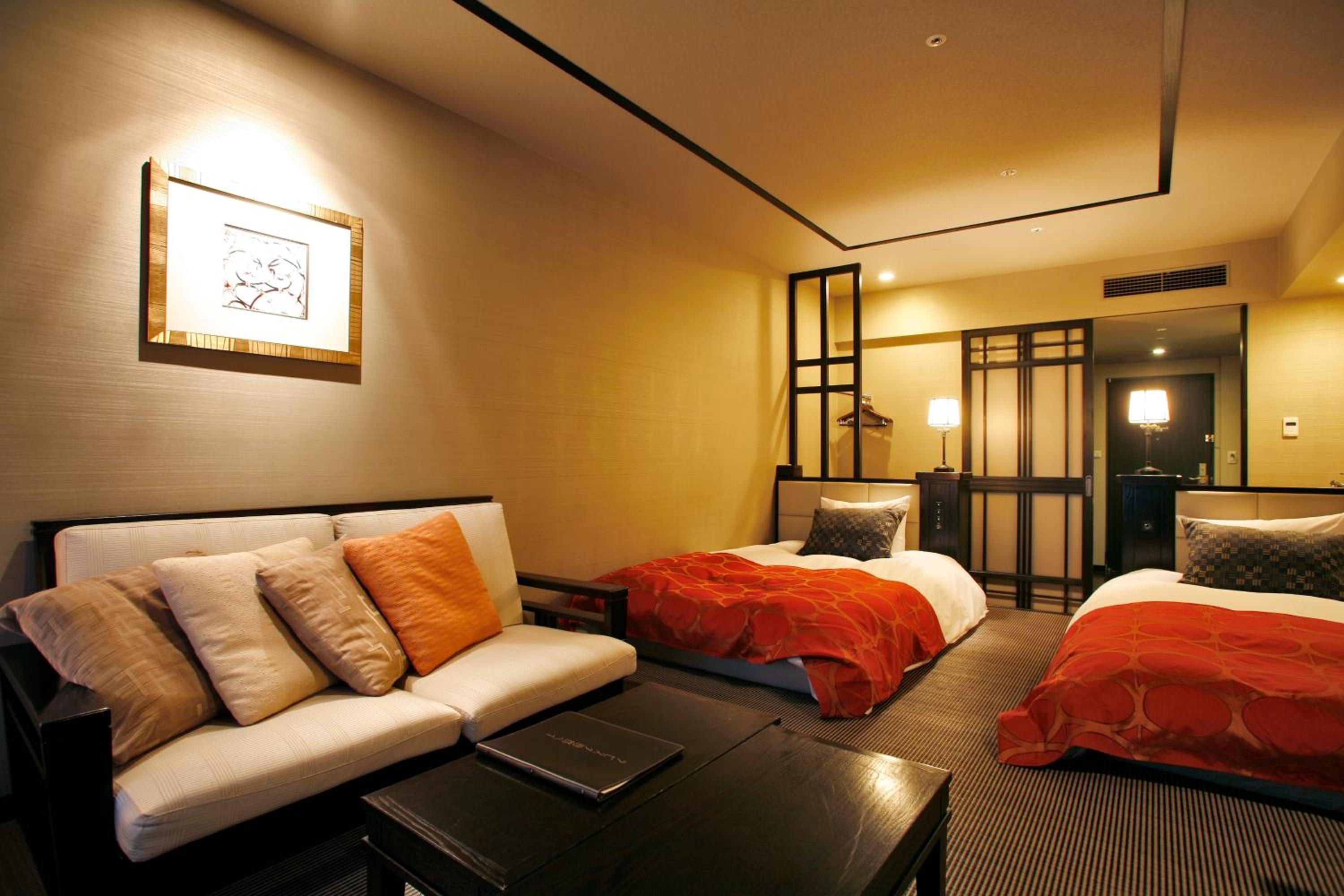 Deluxe Triple Room - Non-Smoking - Photo 2