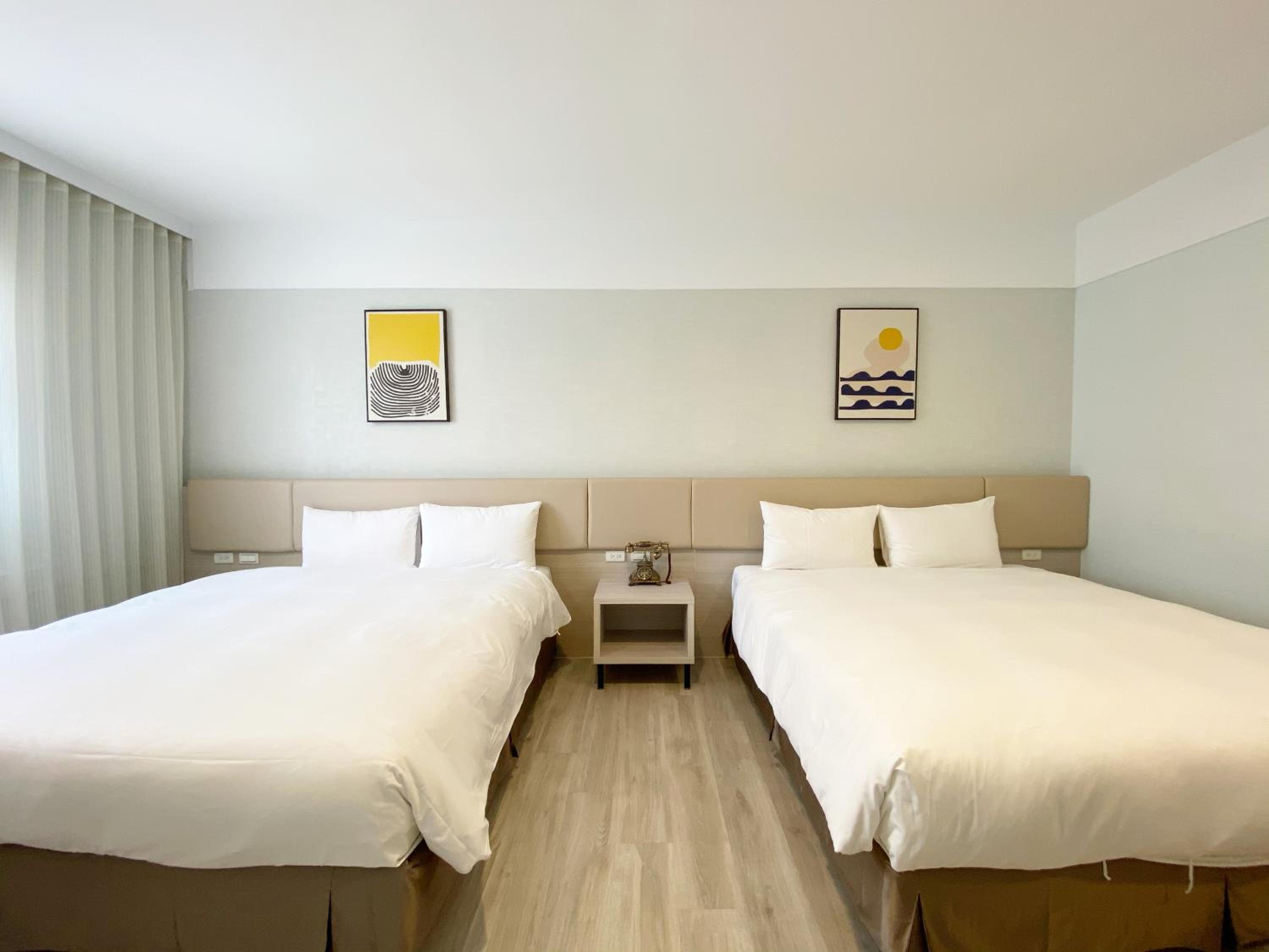 Deluxe Quadruple Room - Photo 3