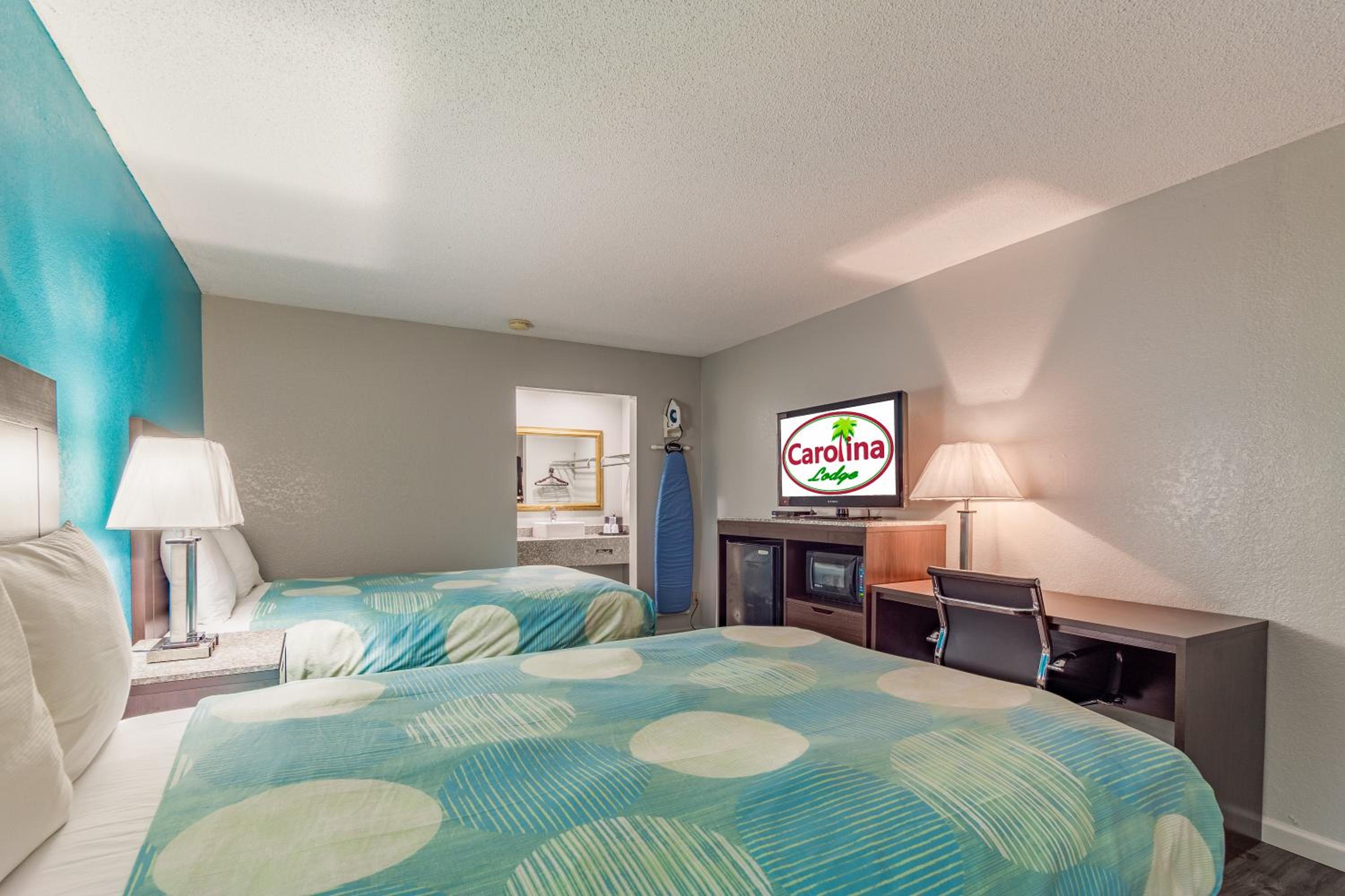 Double Room with Two Double Beds - Non-Smoking - Photo 2