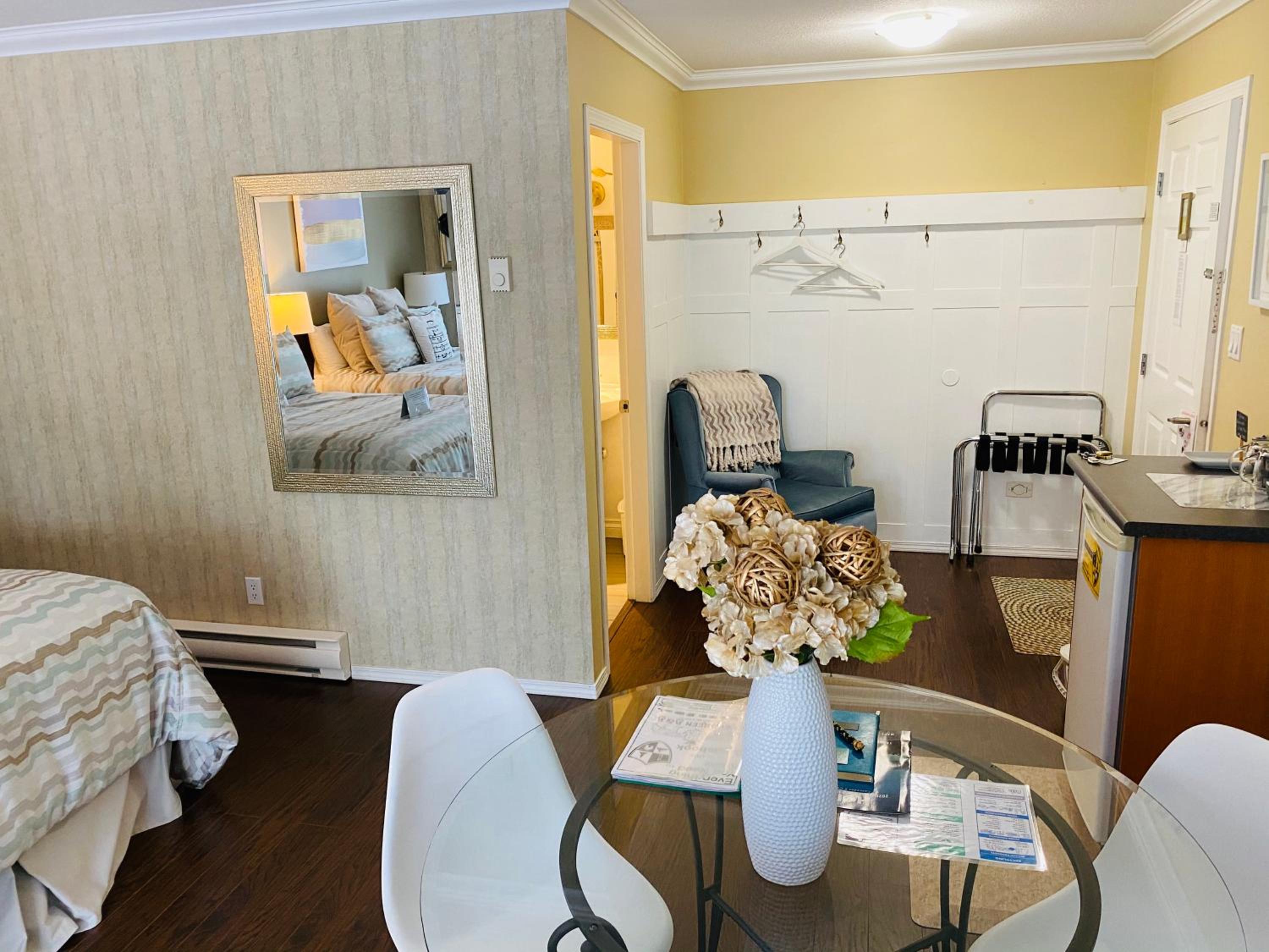 Superior Quadruple Room photo 2