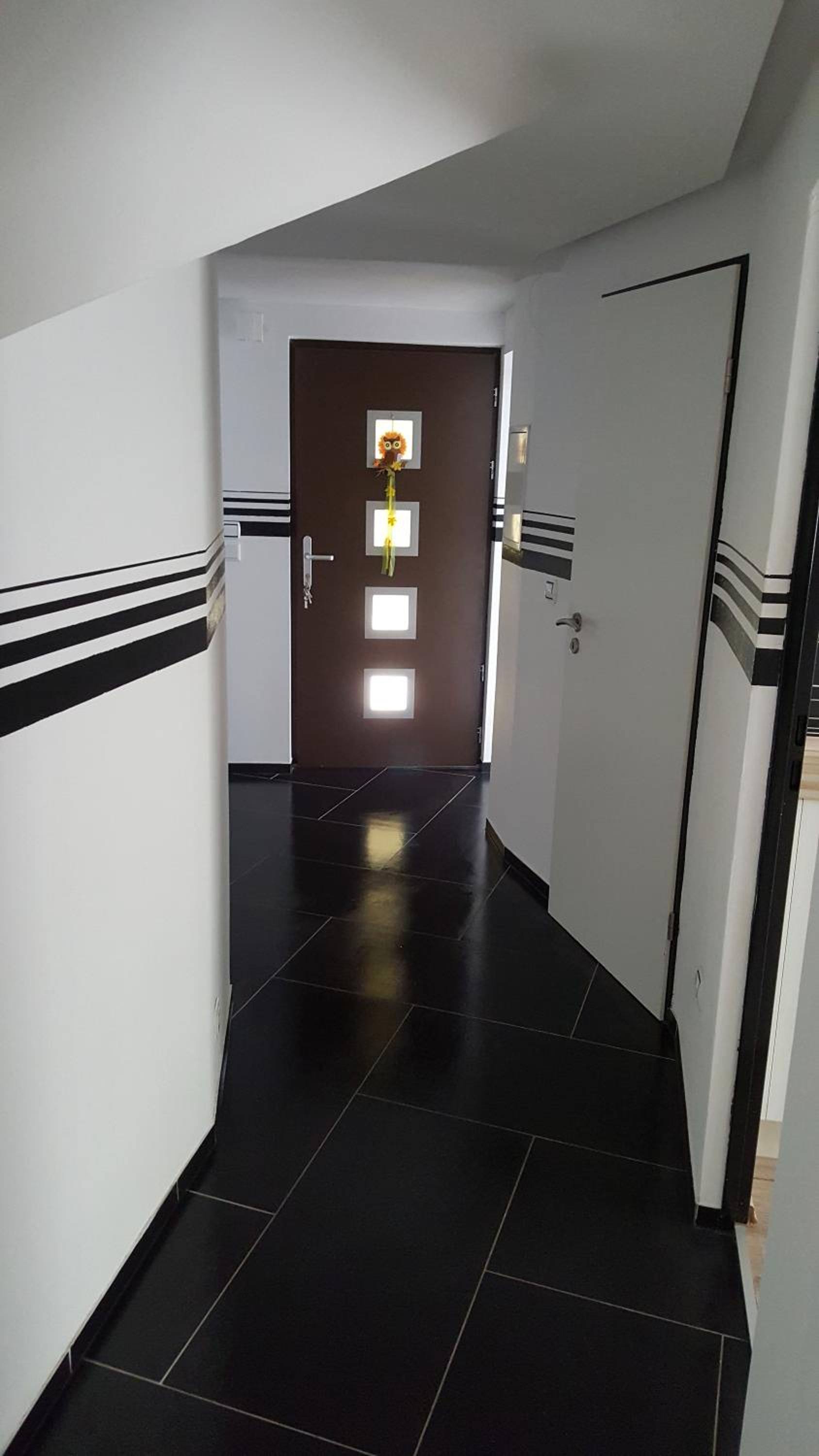 Two-Bedroom Apartment - Photo 5