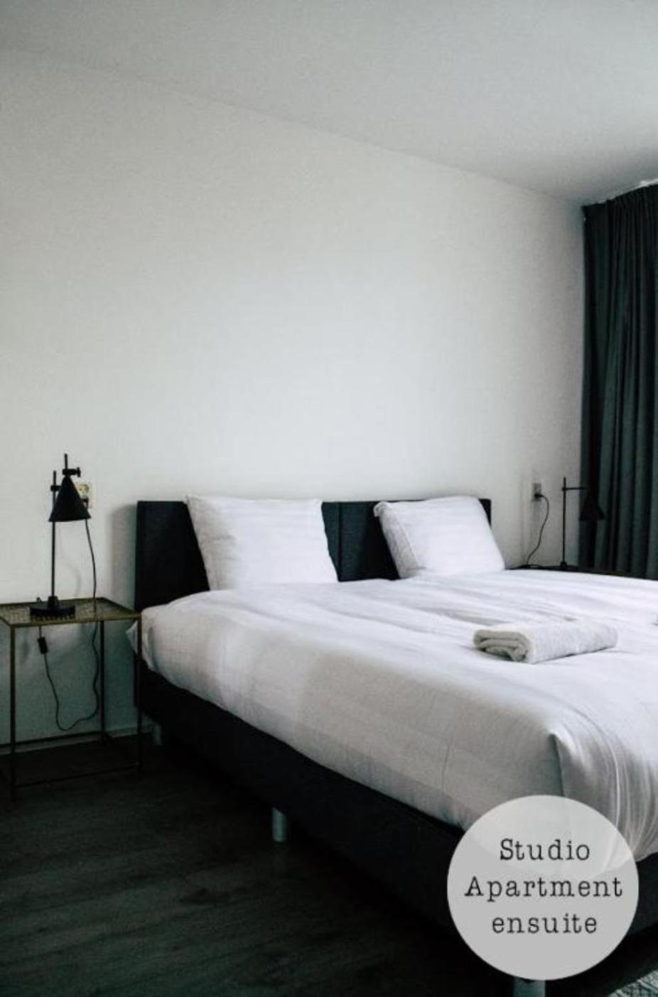 Studio Apartment photo 3
