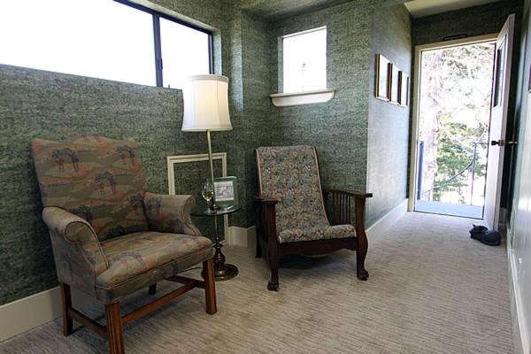 Queen Room with Garden View