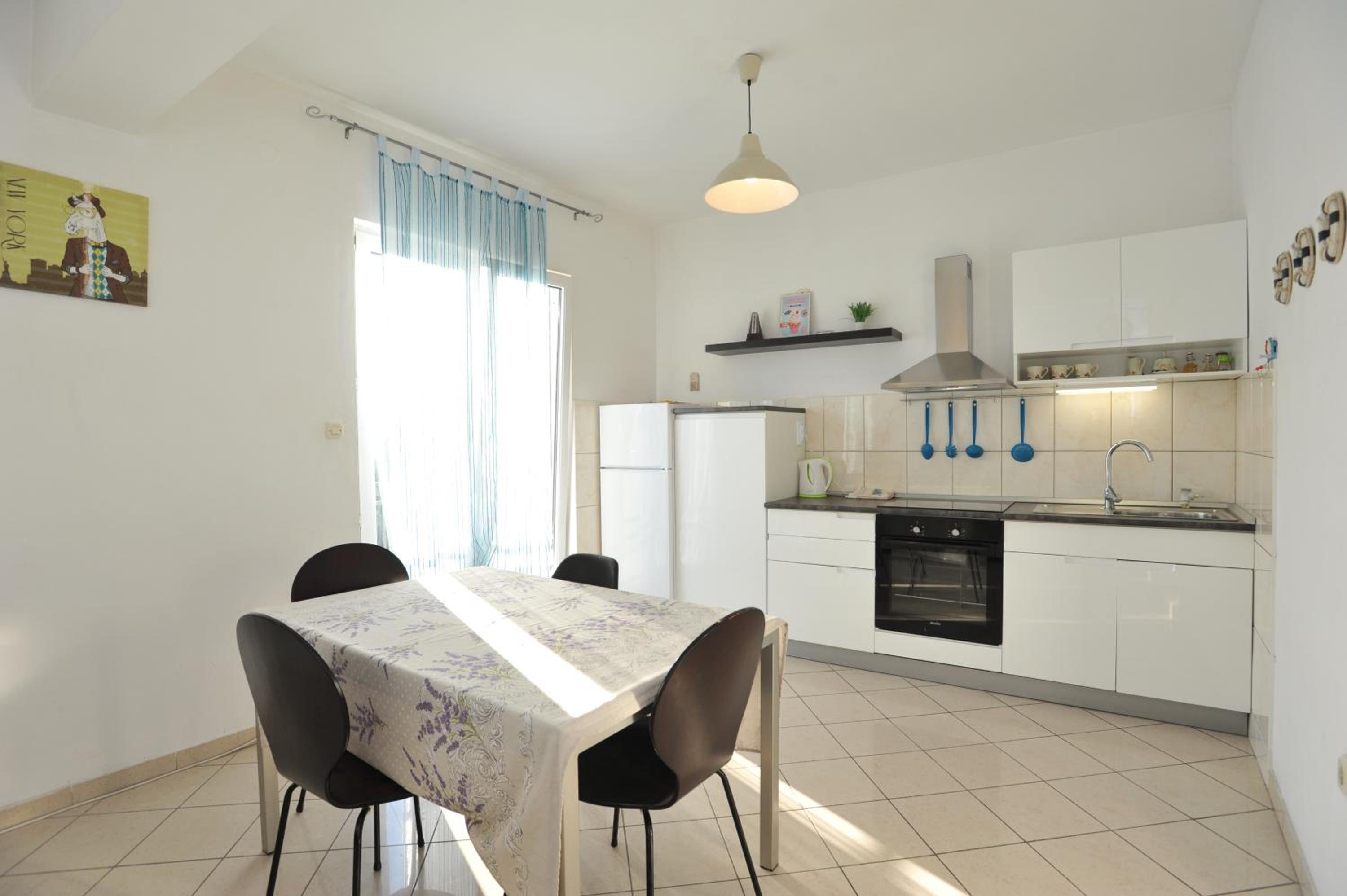 Apartment - Photo 6