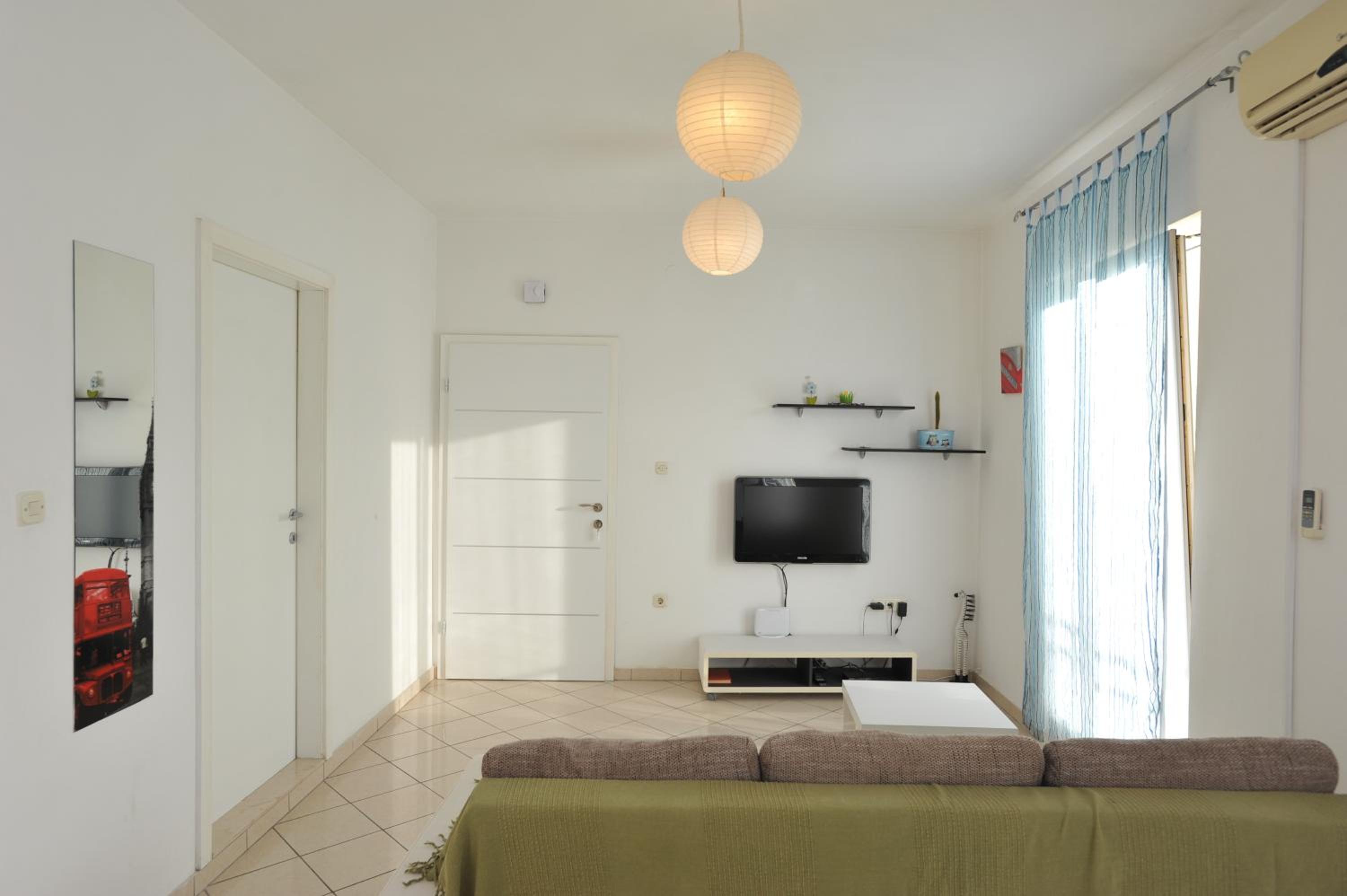 Apartment - Photo 7