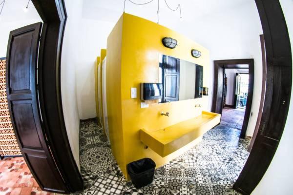 Family Room with Private Bathroom photo 3