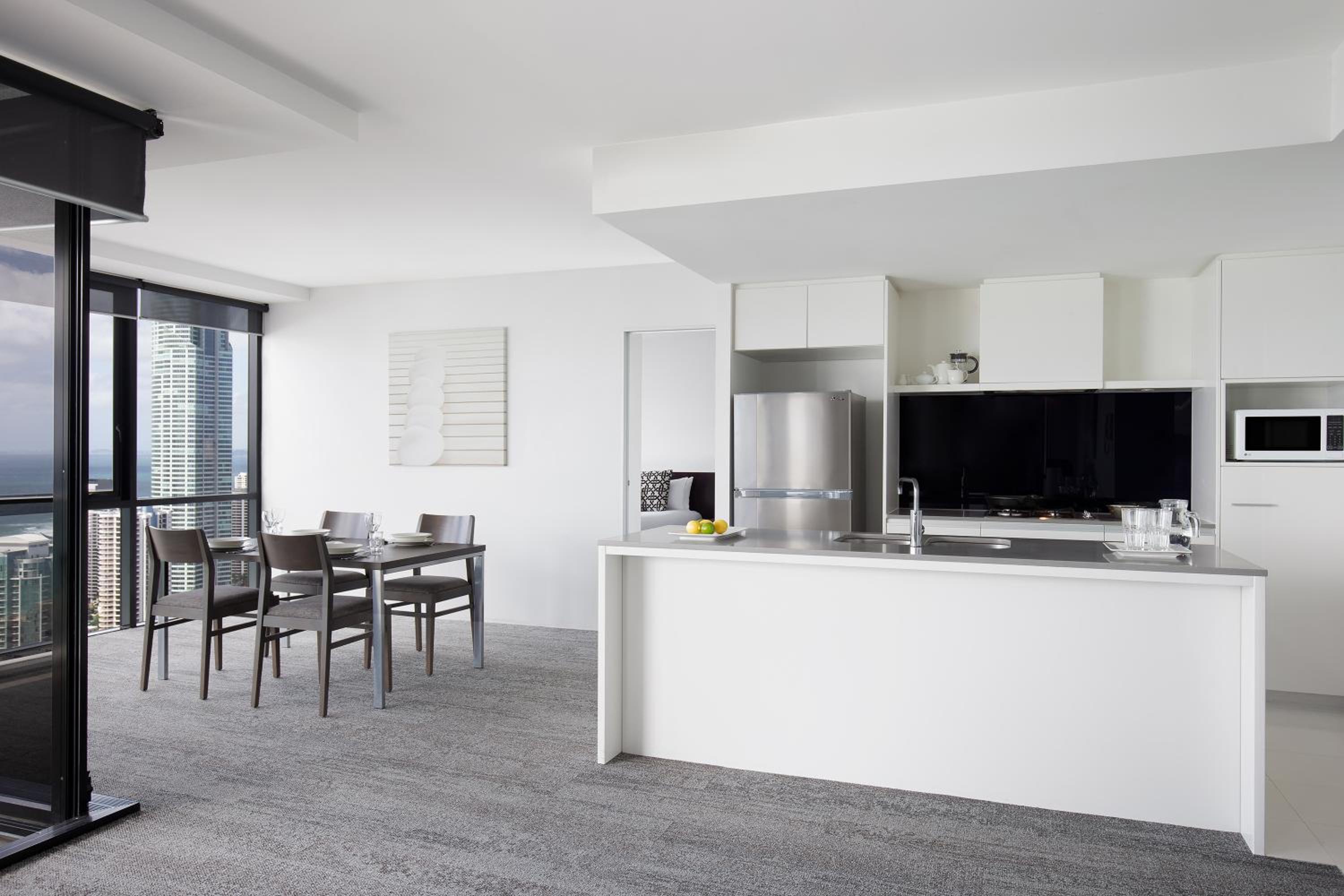 Two-Bedroom Apartment With Ocean View And Spa Bath - Photo 11