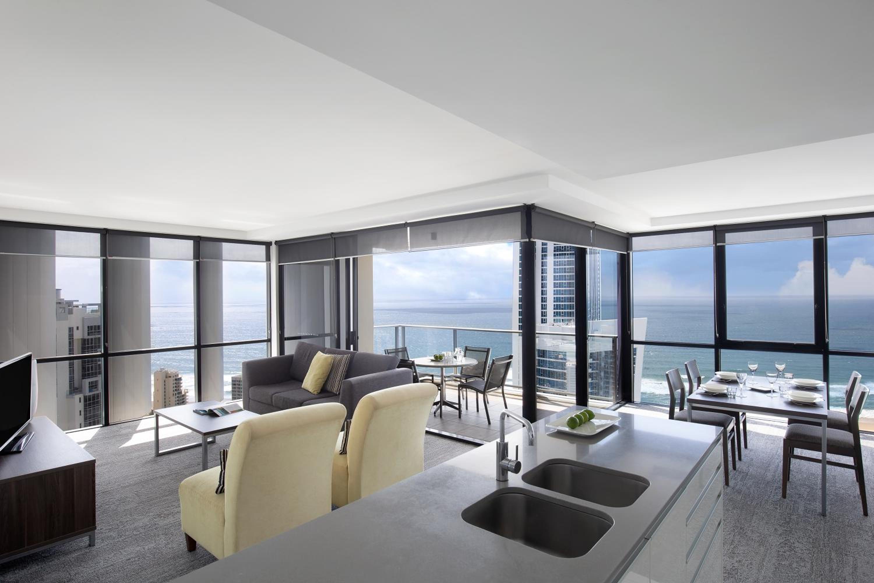 Two-Bedroom Apartment With Ocean View And Spa Bath - Photo 1