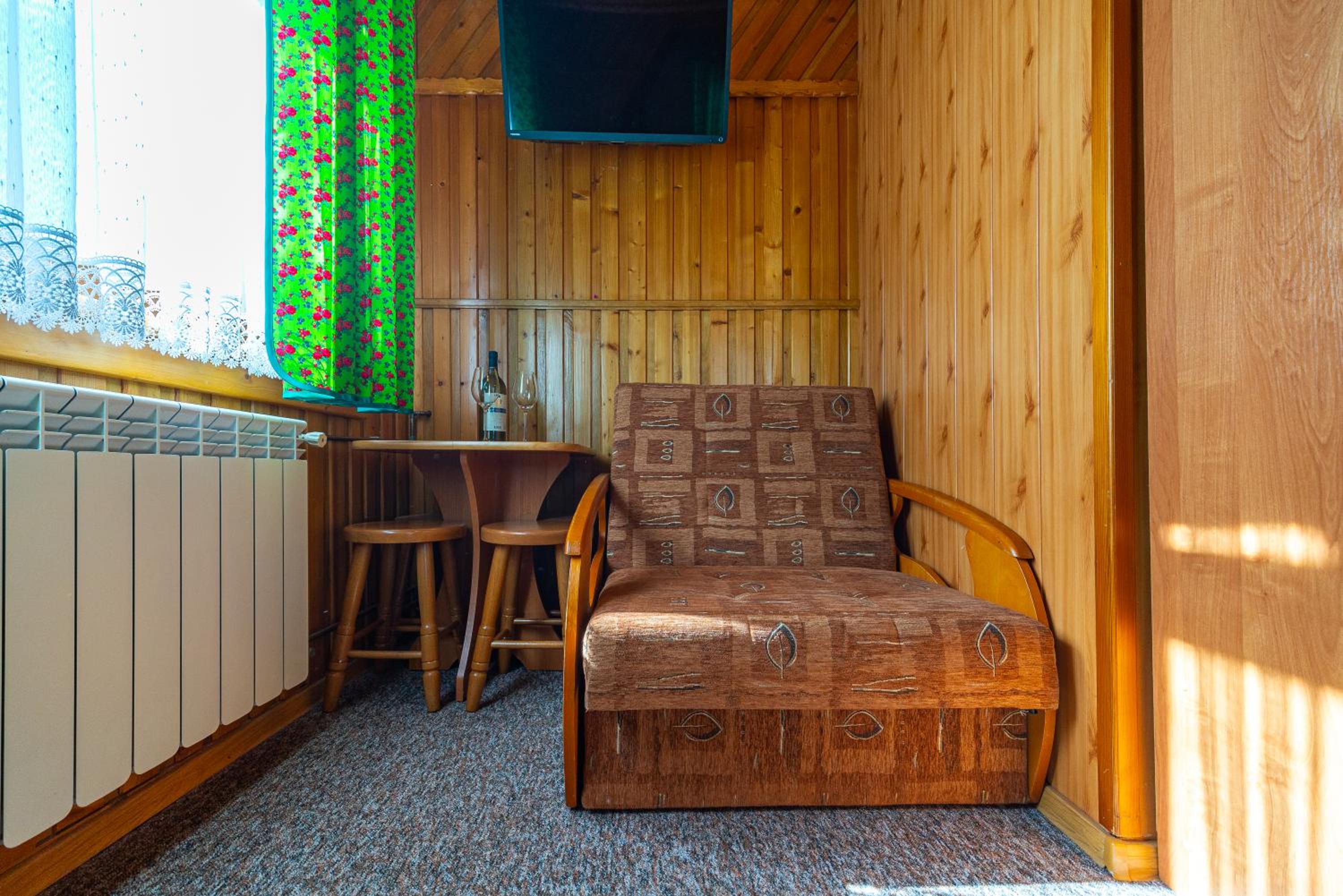 Standard Triple Room - Photo 6