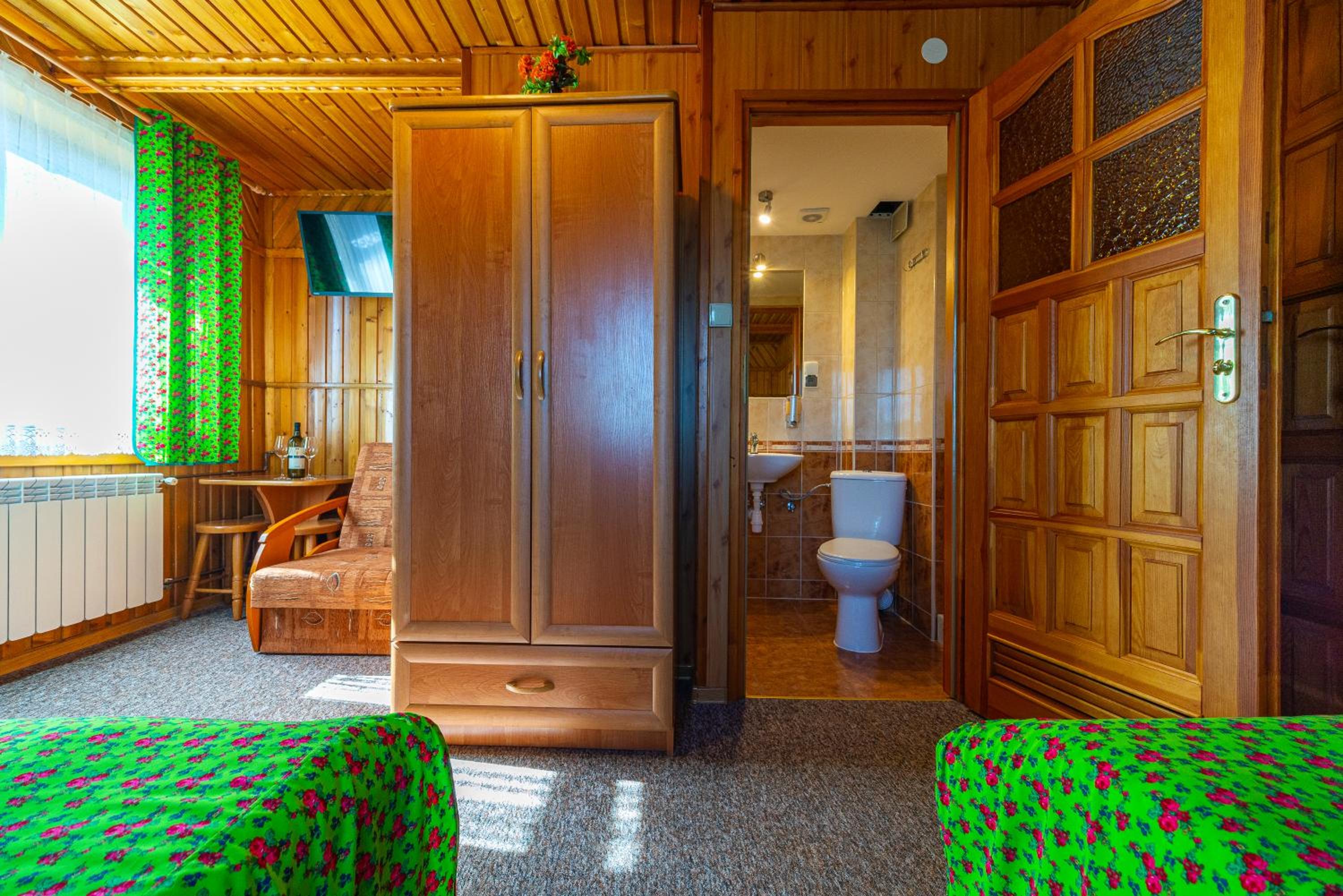 Standard Triple Room - Photo 4