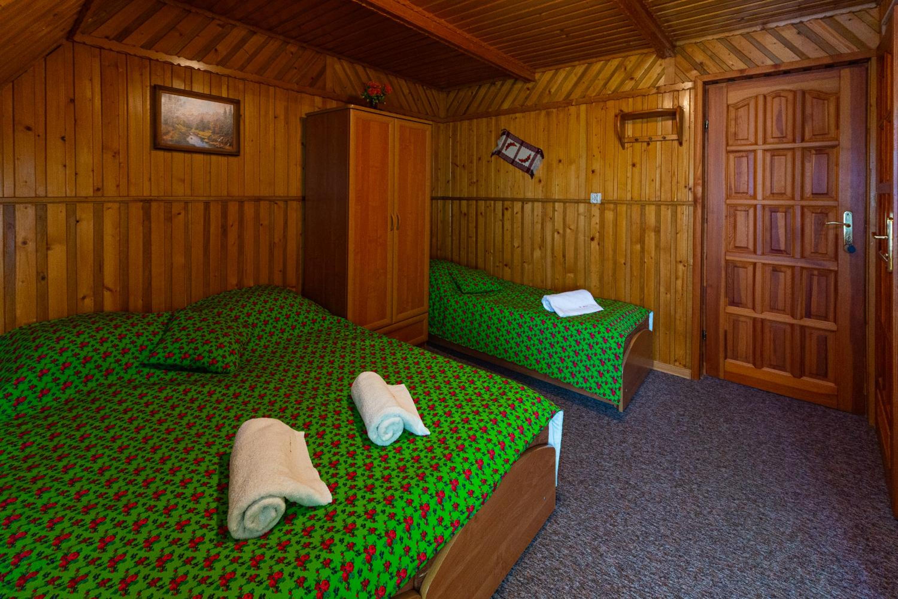 Standard Triple Room - Photo 13