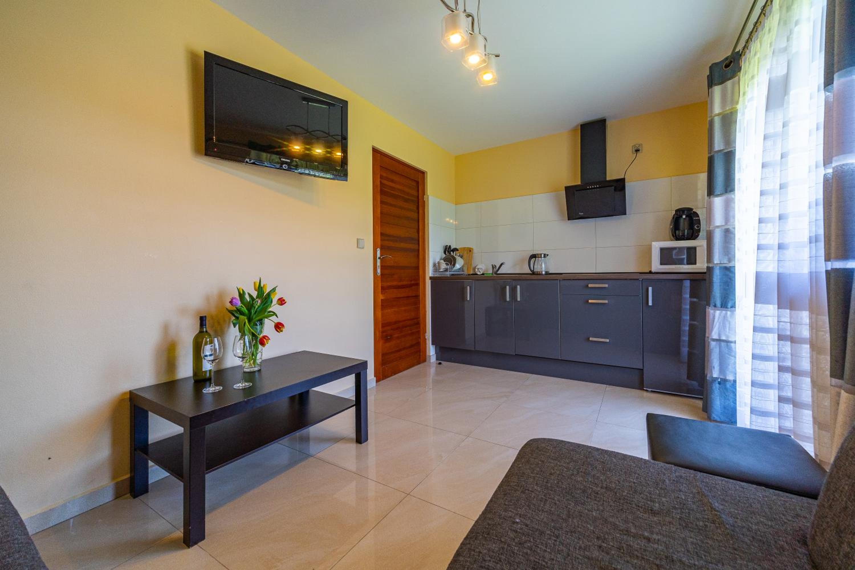 Deluxe Suite 1 - Photo 1