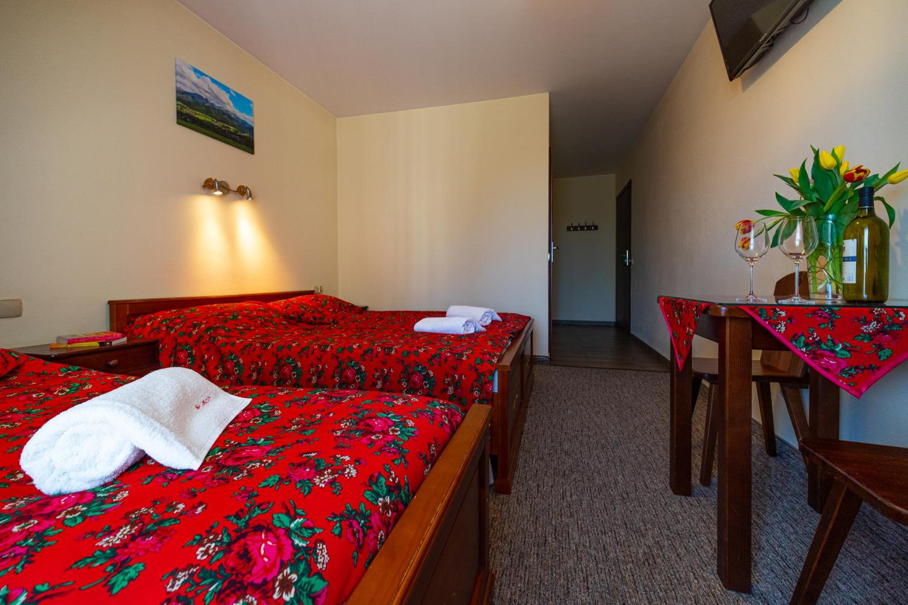 Deluxe Triple Room - Photo 13