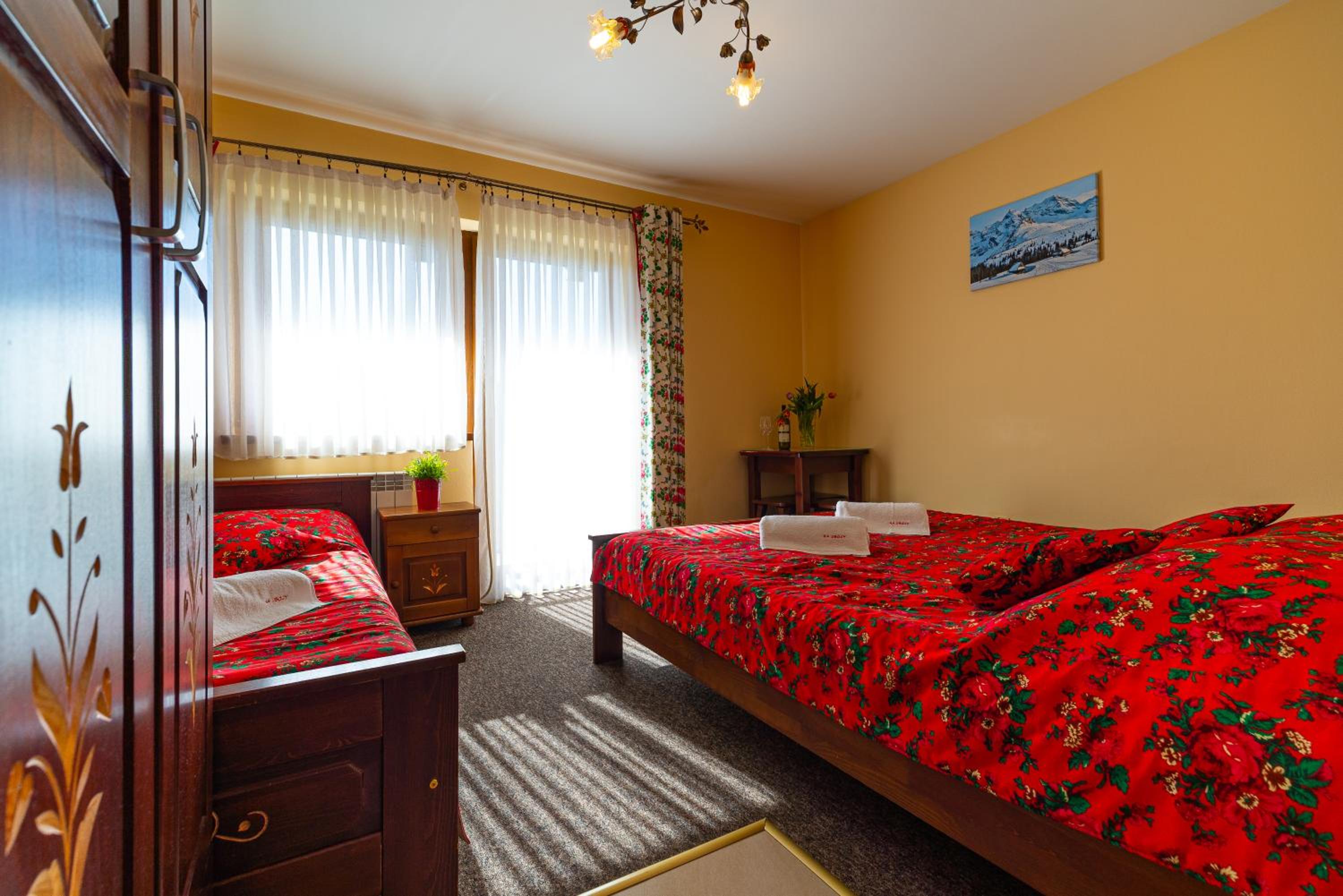 Deluxe Triple Room - Photo 10