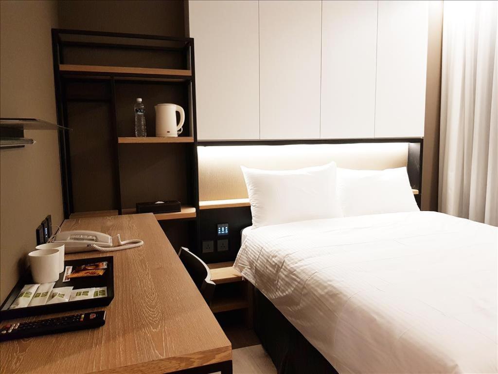 Standard Double Room - Photo 6