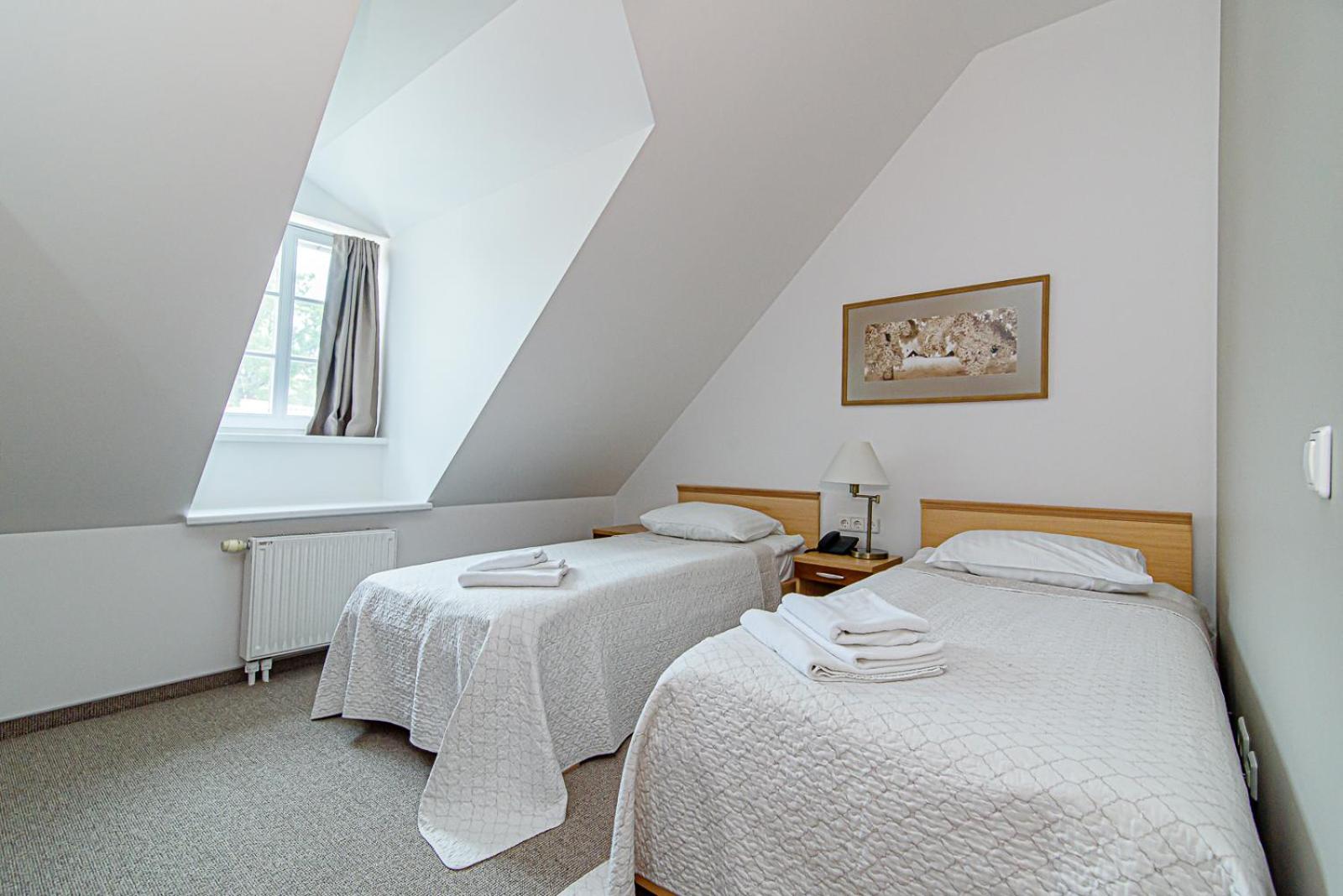 Double or Twin Room photo 3