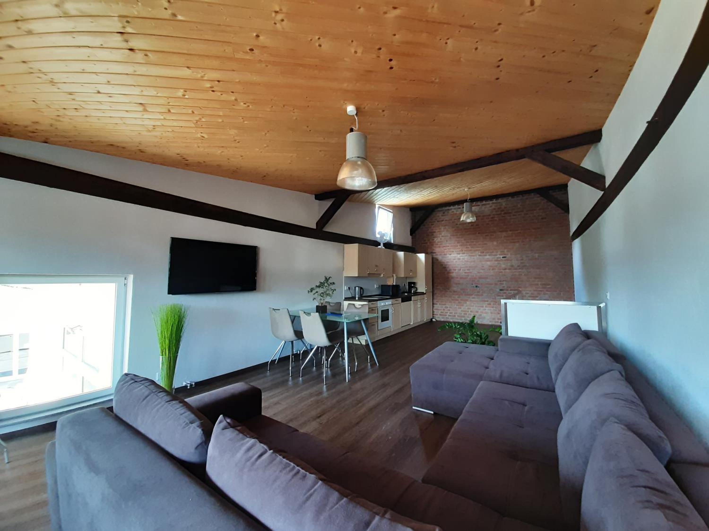 Apartment with Terrace - Photo 1