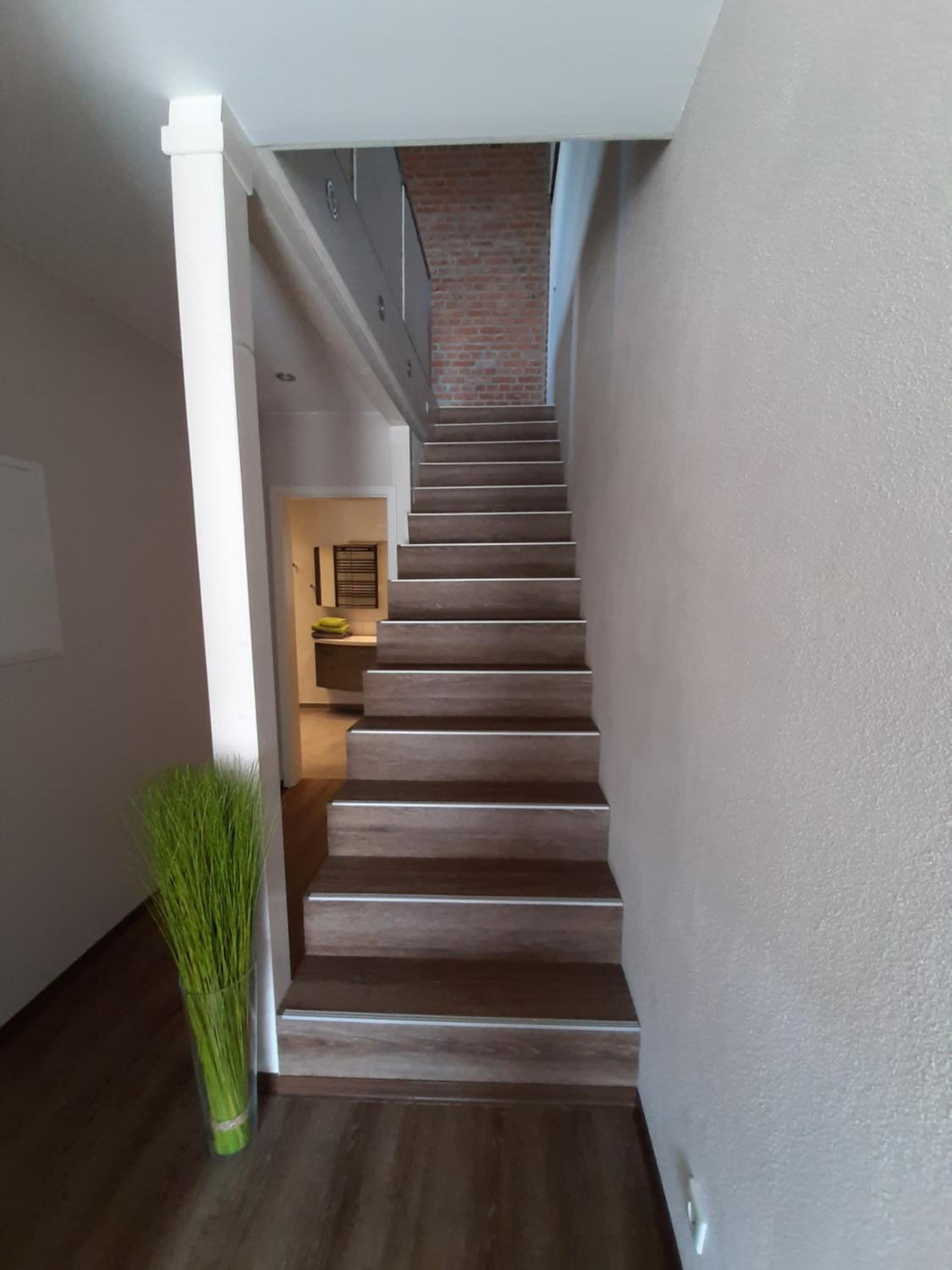Apartment with Terrace - Photo 2
