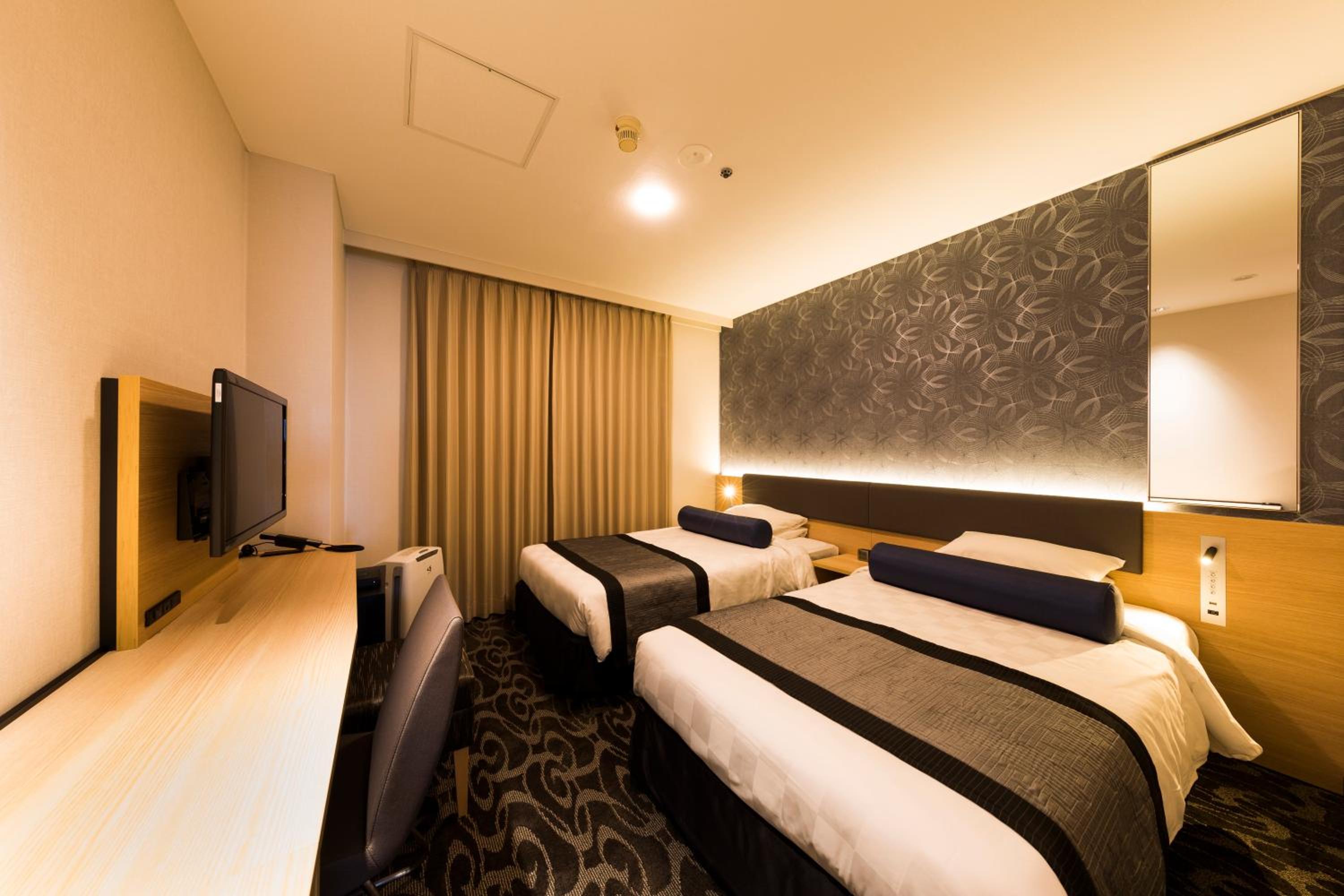 Superior Twin Room Special Floor - Non-Smoking - Photo 11