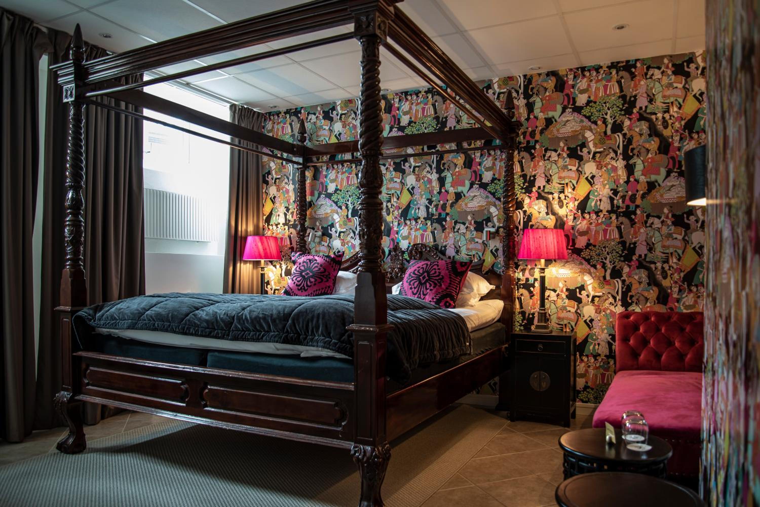 Premium King Room with Jacuzzi - Basement - Photo 9