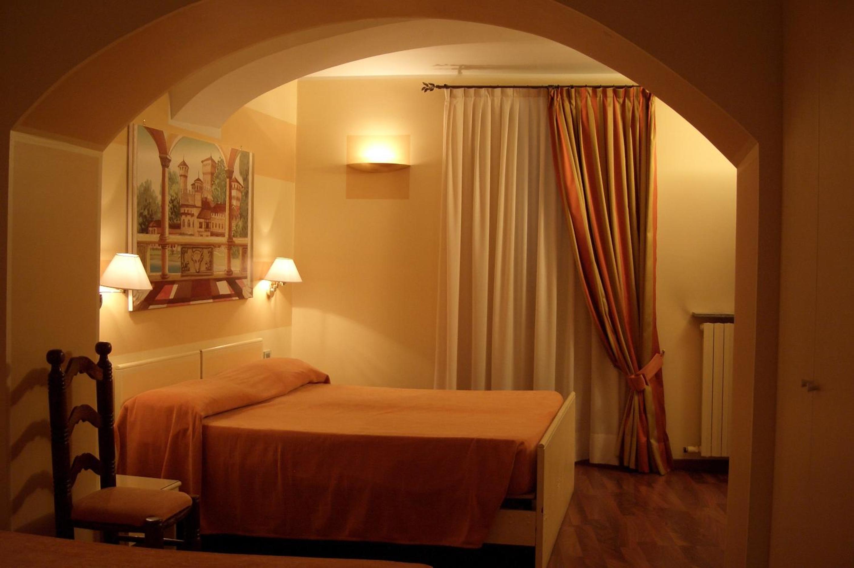 Comfort Triple Room - Photo 9