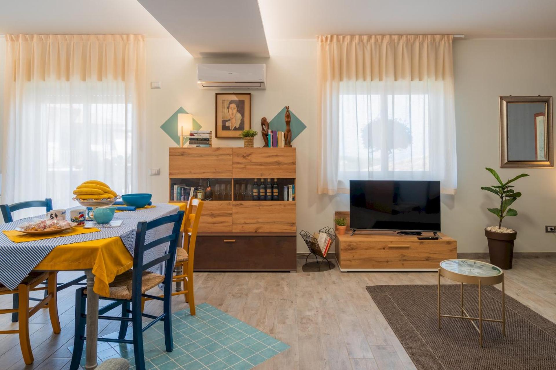 One-Bedroom Apartment - Photo 12