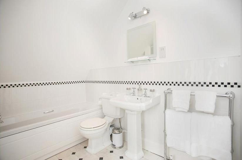 Superior King Room photo 3