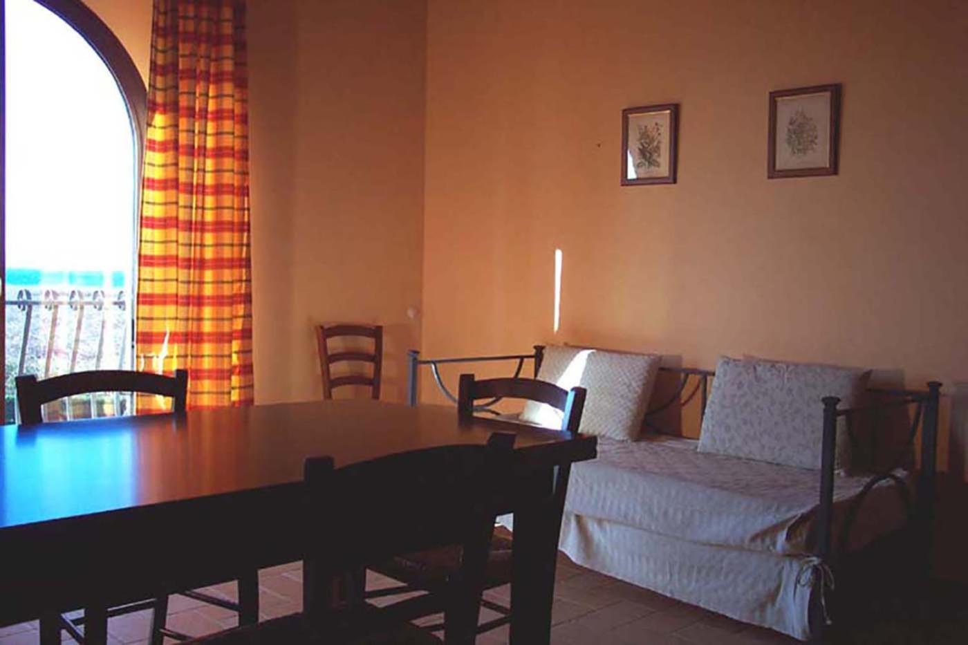 One-Bedroom House photo 1