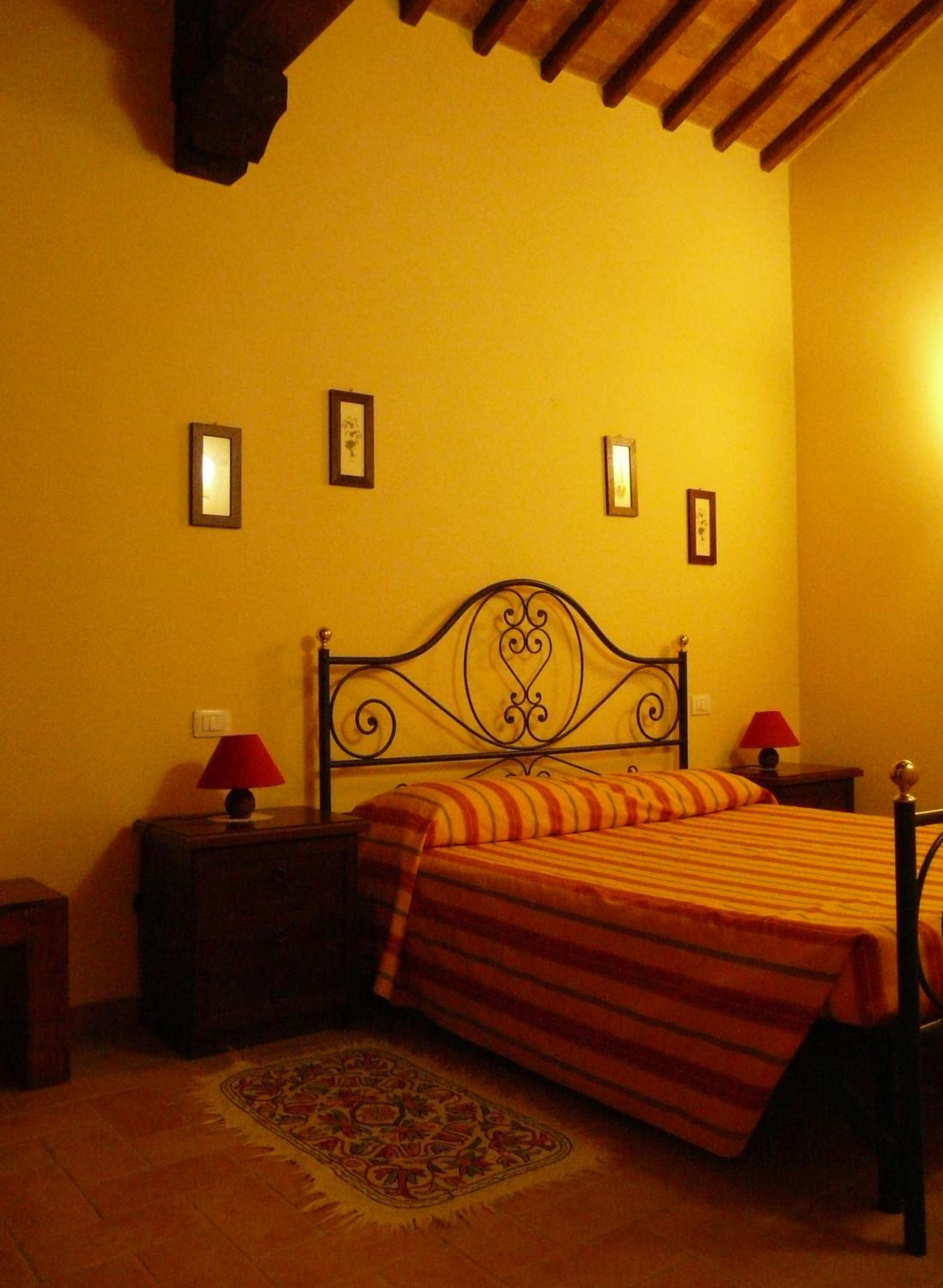 One-Bedroom House photo 2