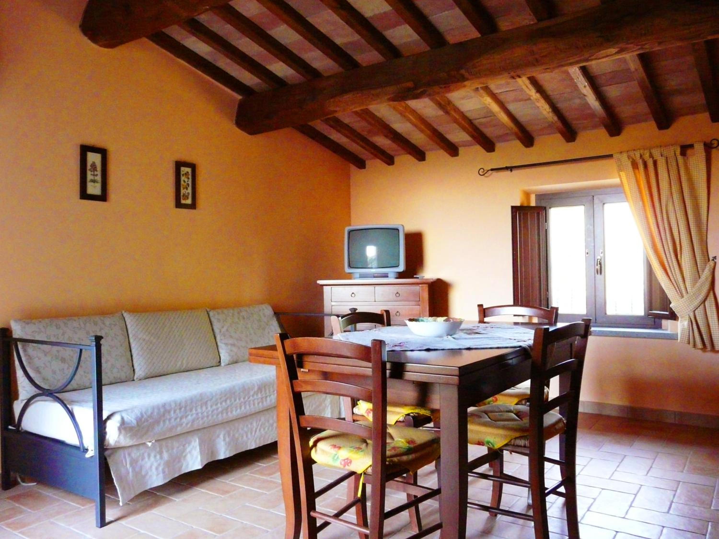 One-Bedroom House photo 1