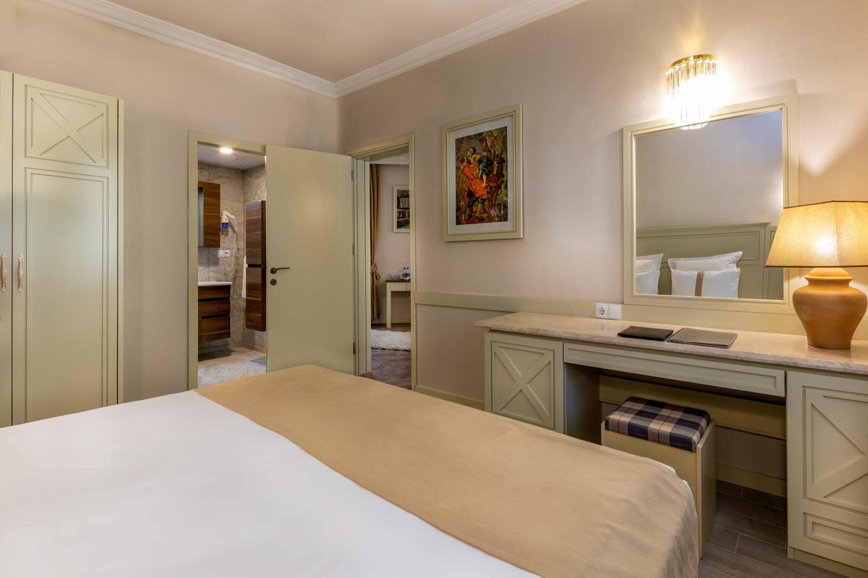 Family Suite photo 2