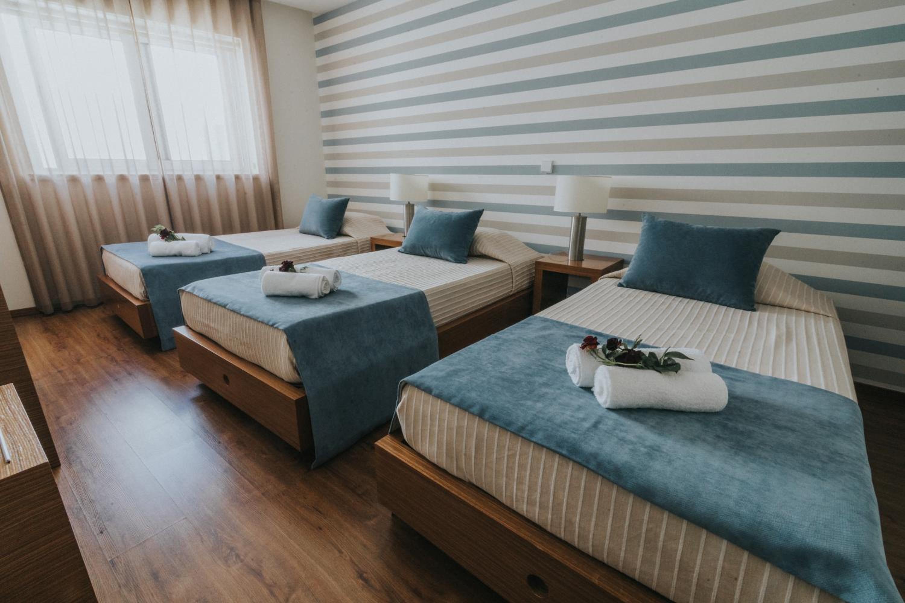 Triple Room - Photo 9