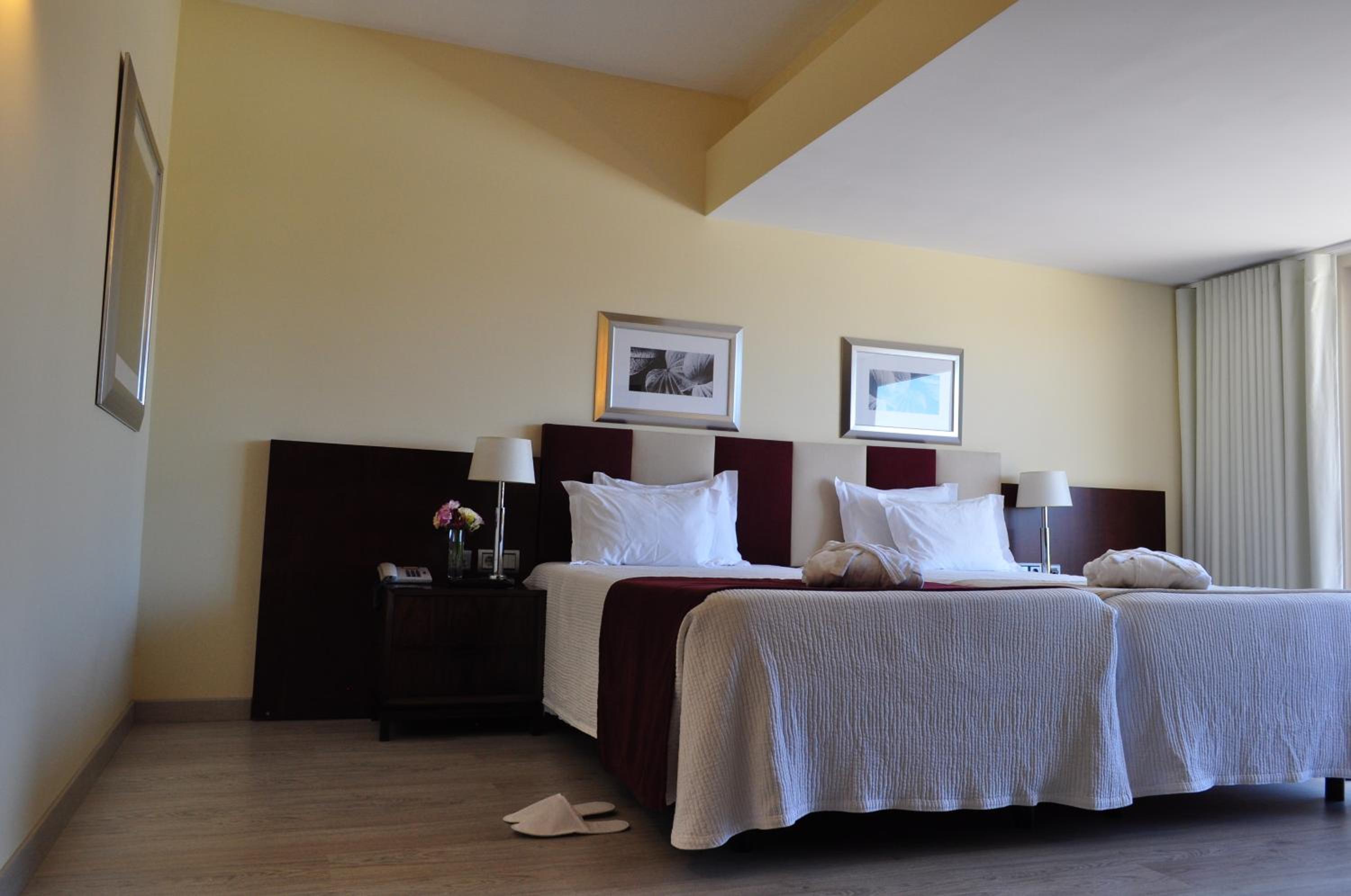 Twin Room - Photo 5