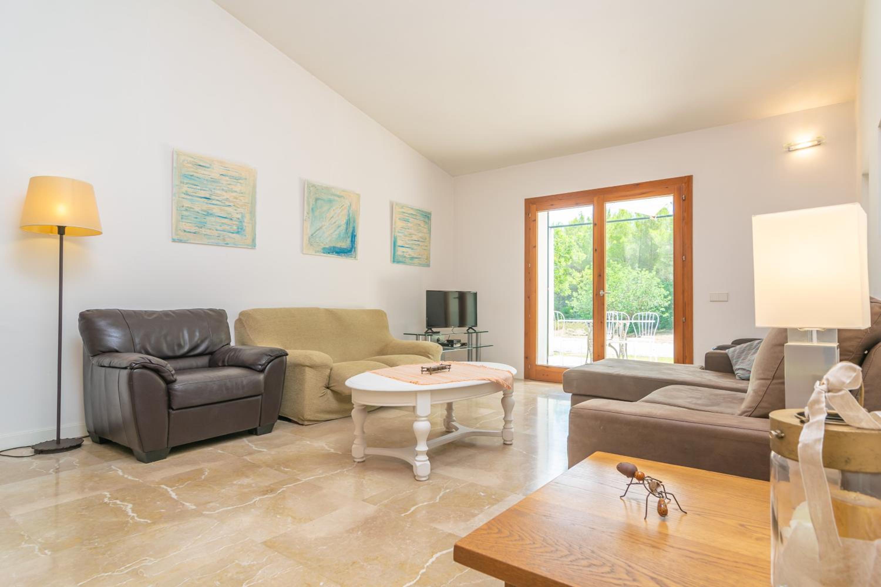 Villa de Cuatro Habitaciones