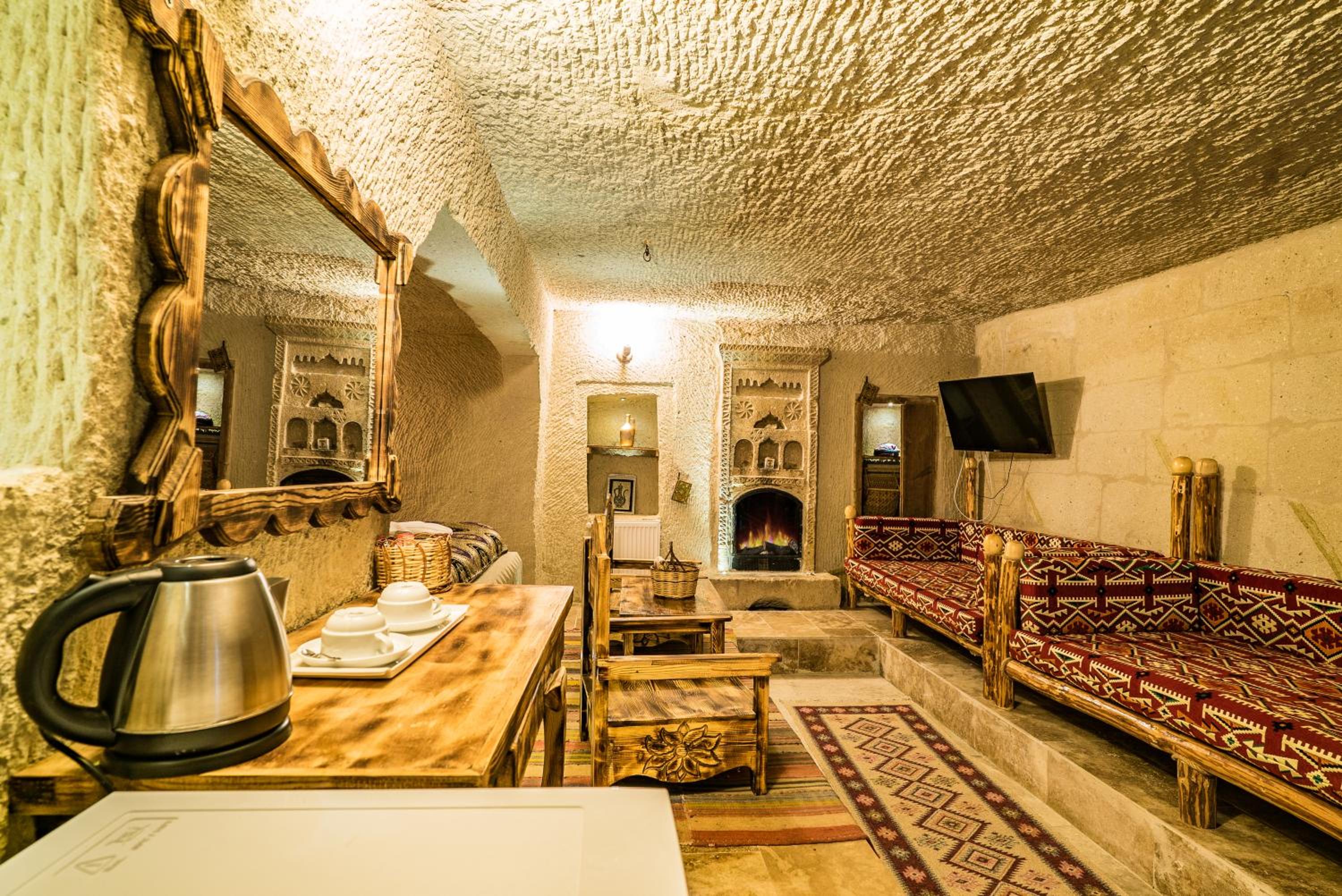 Deluxe Suite - Photo 92