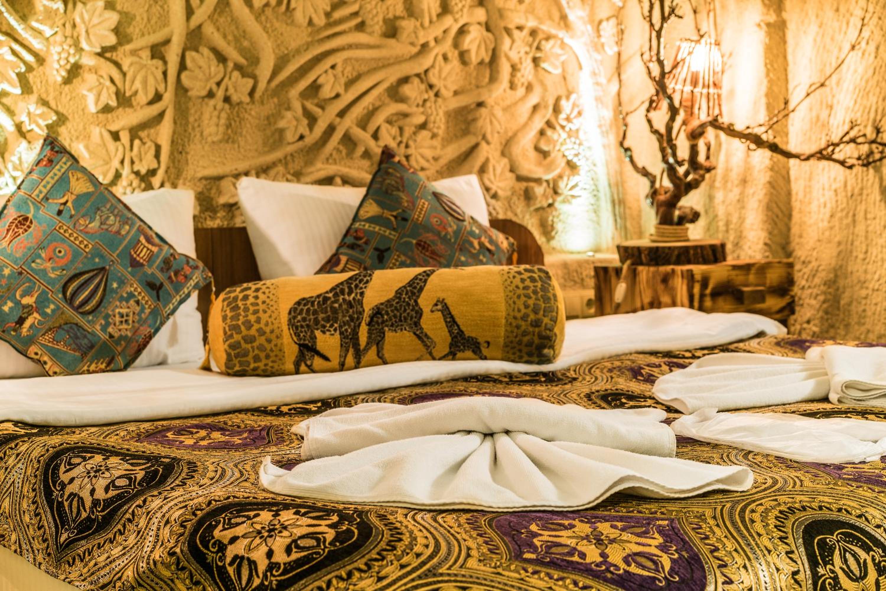 Deluxe Suite - Photo 97